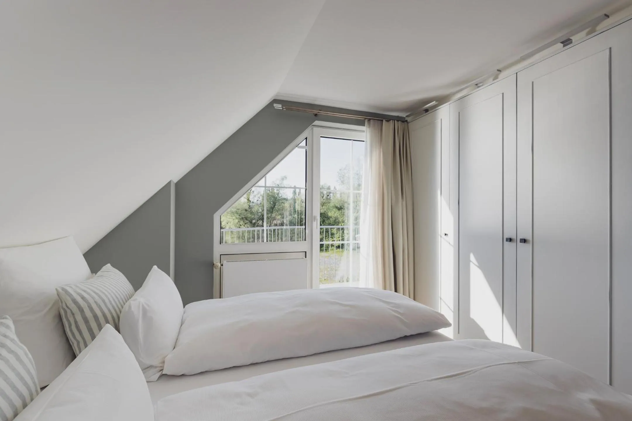 Bedroom, Bed in Hotel Caraleon