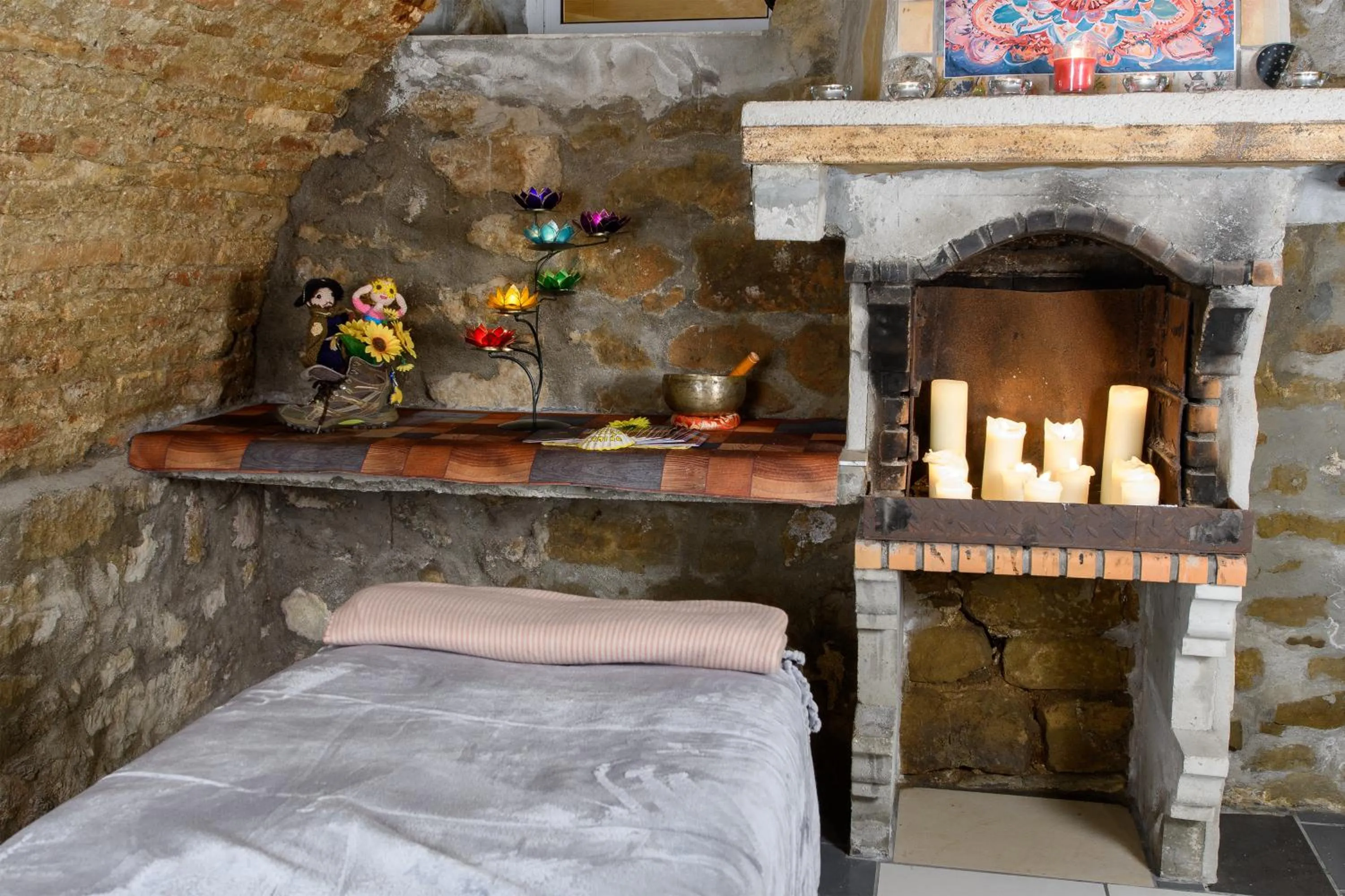 Massage, Bed in Albergue Estrella Guia