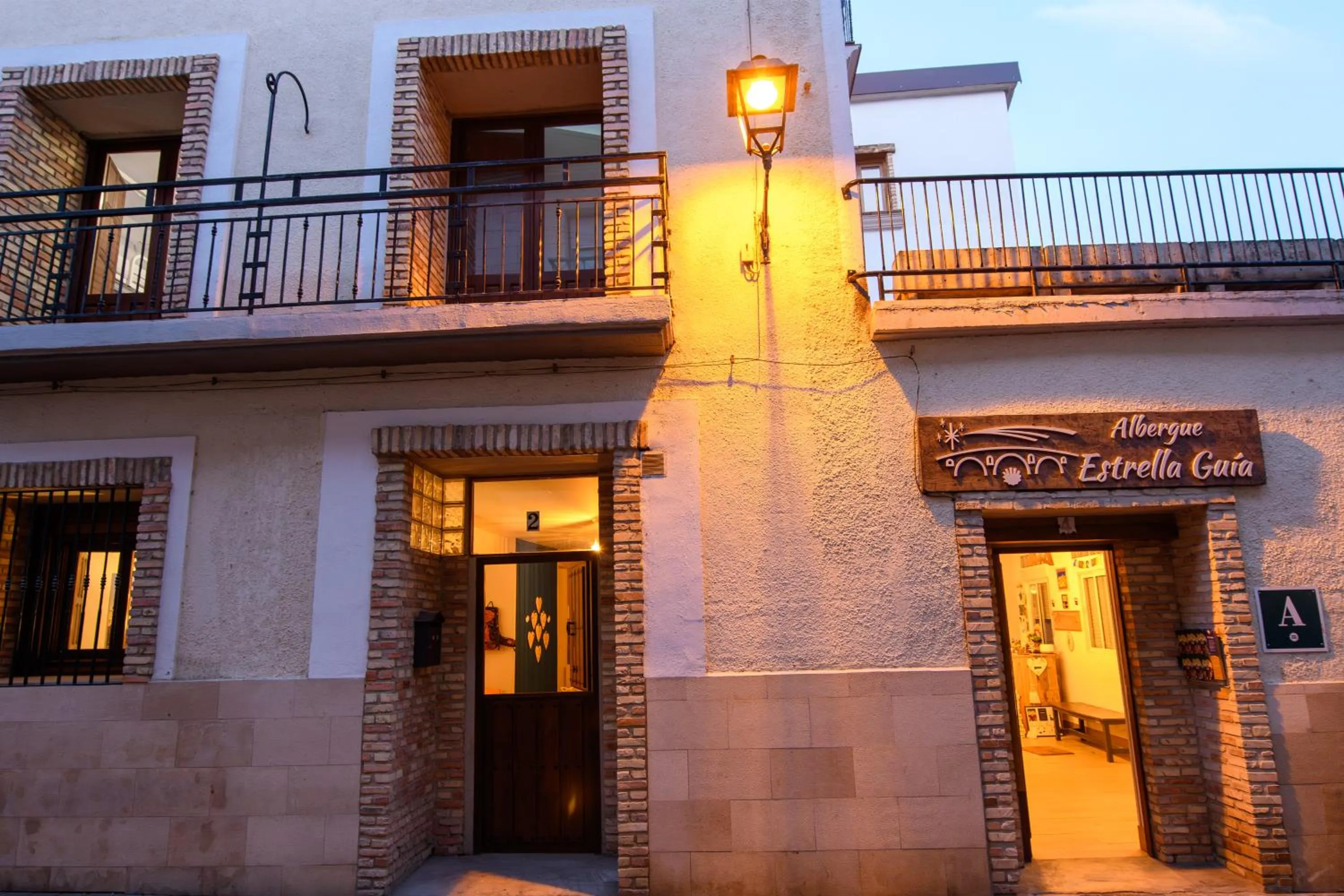 Facade/entrance in Albergue Estrella Guia