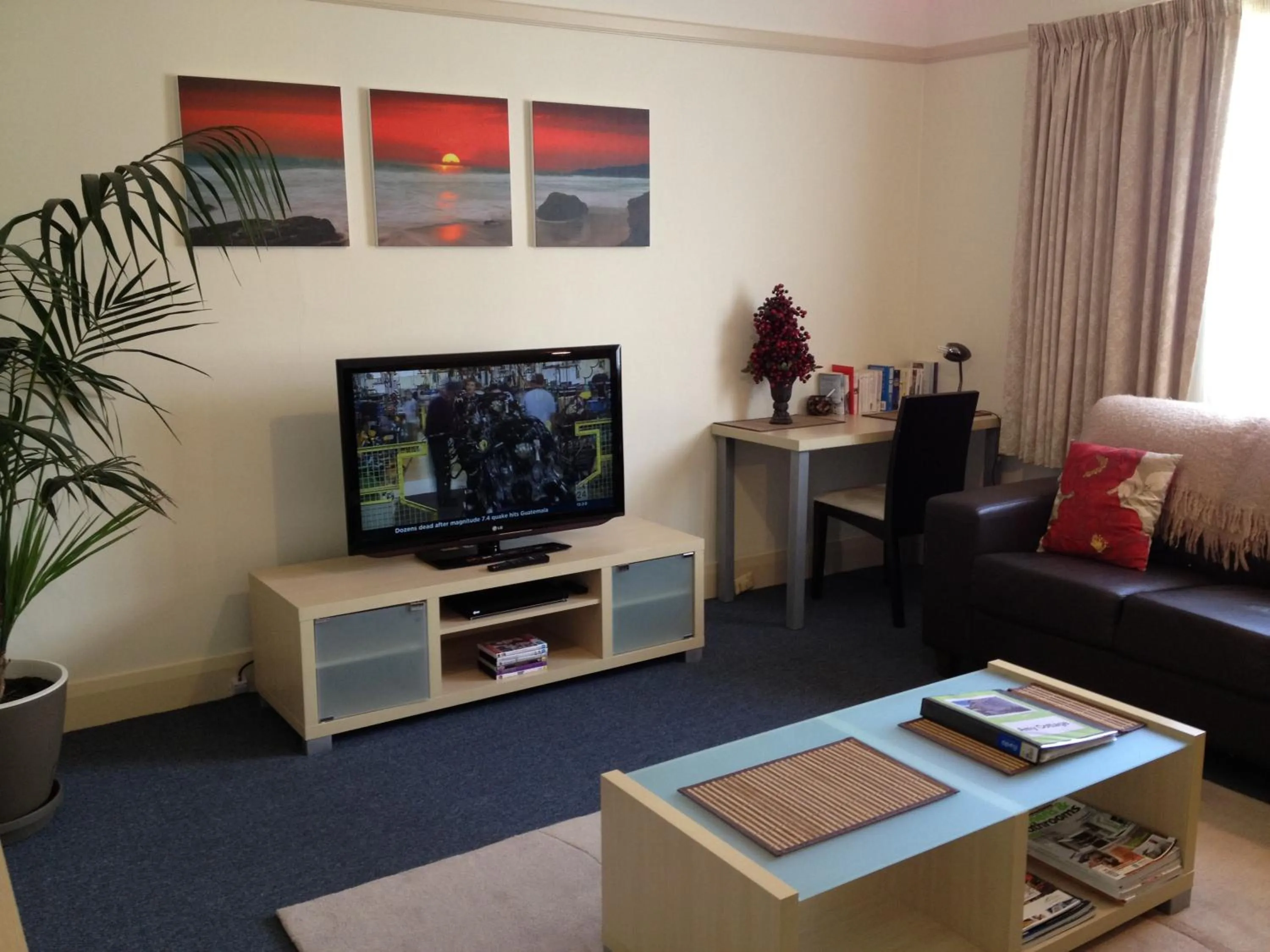 TV and multimedia in Moonah Central Apartments