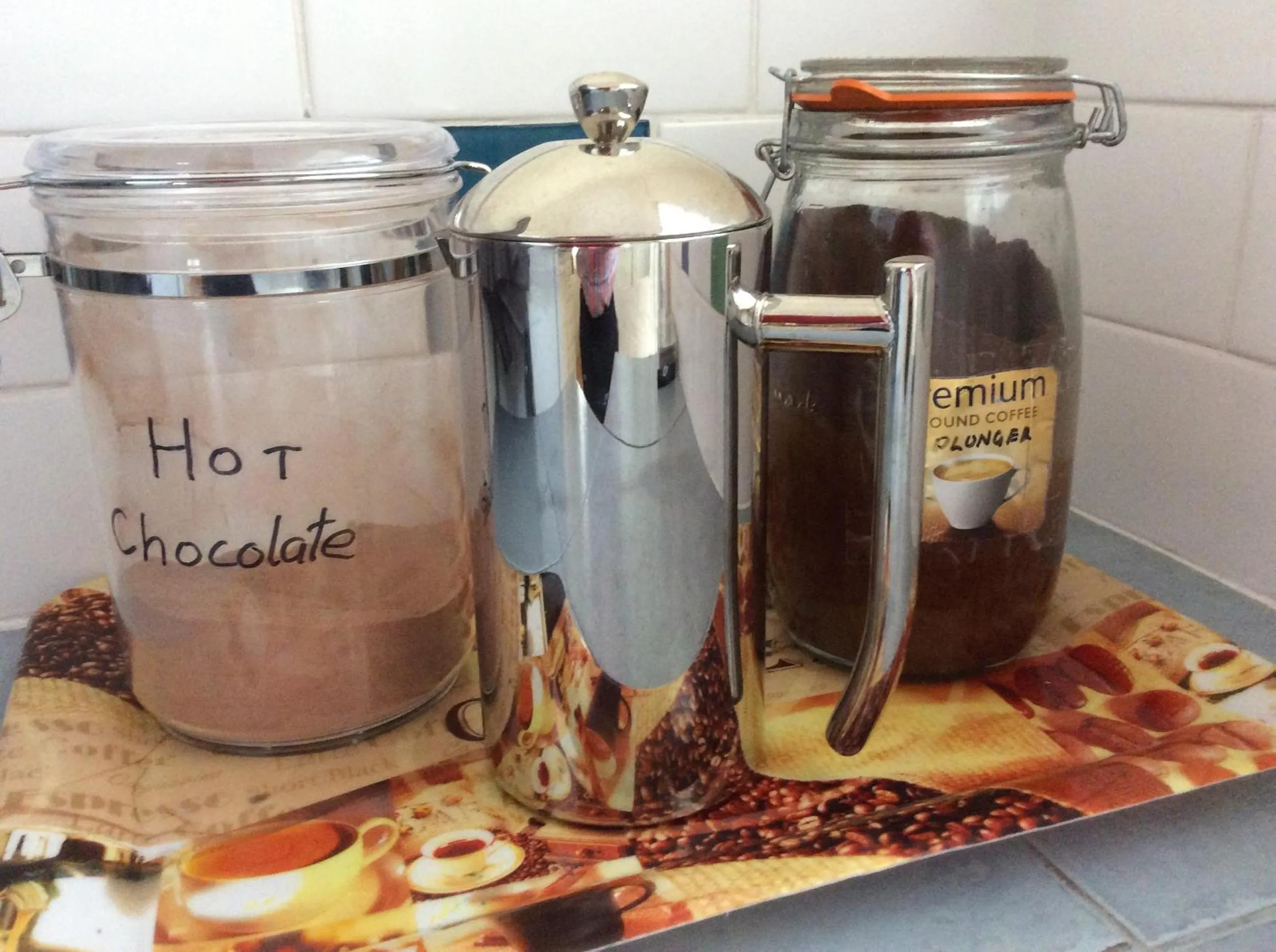 Coffee/tea facilities in Moonah Central Apartments