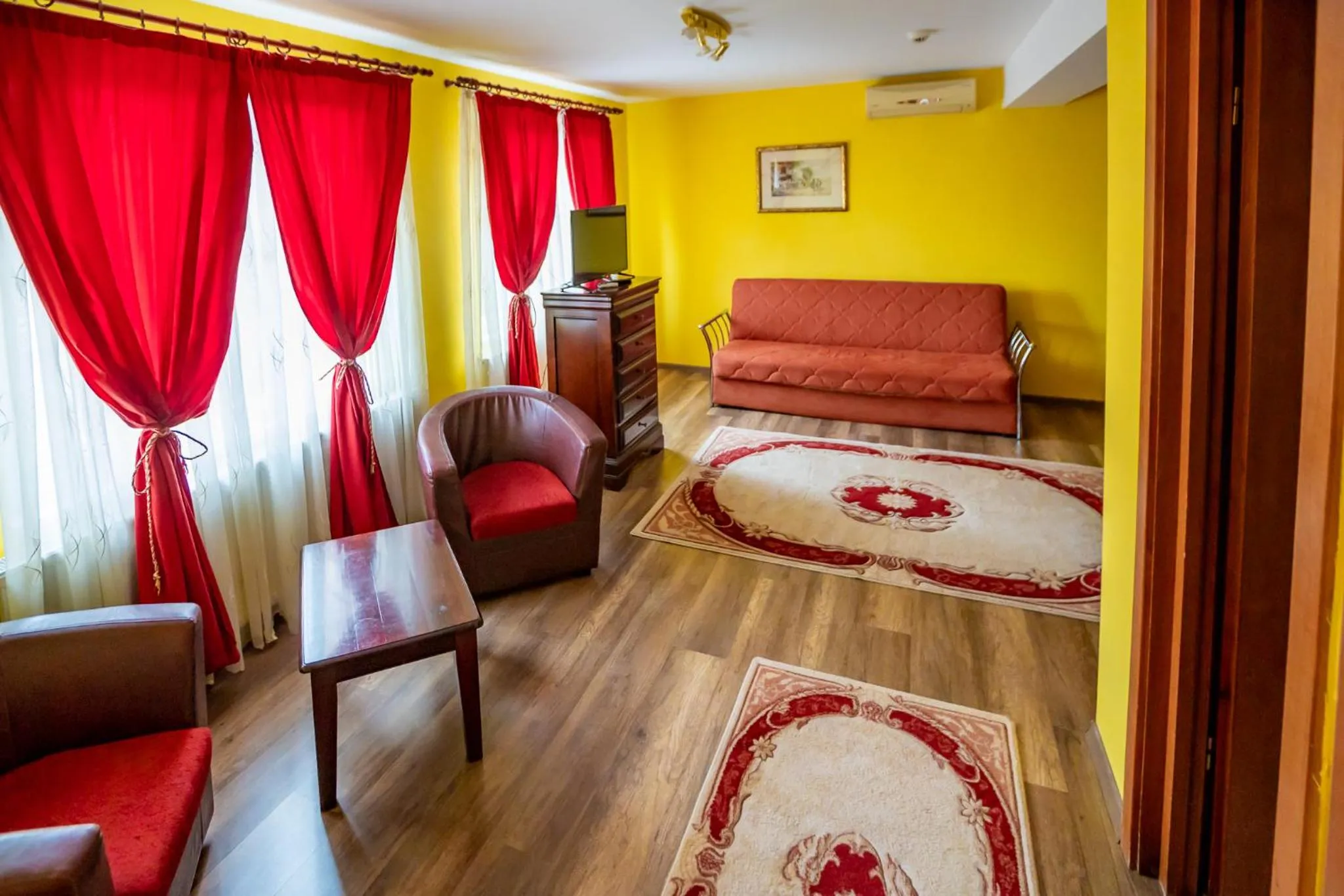 Bed in Noroc si Fericire