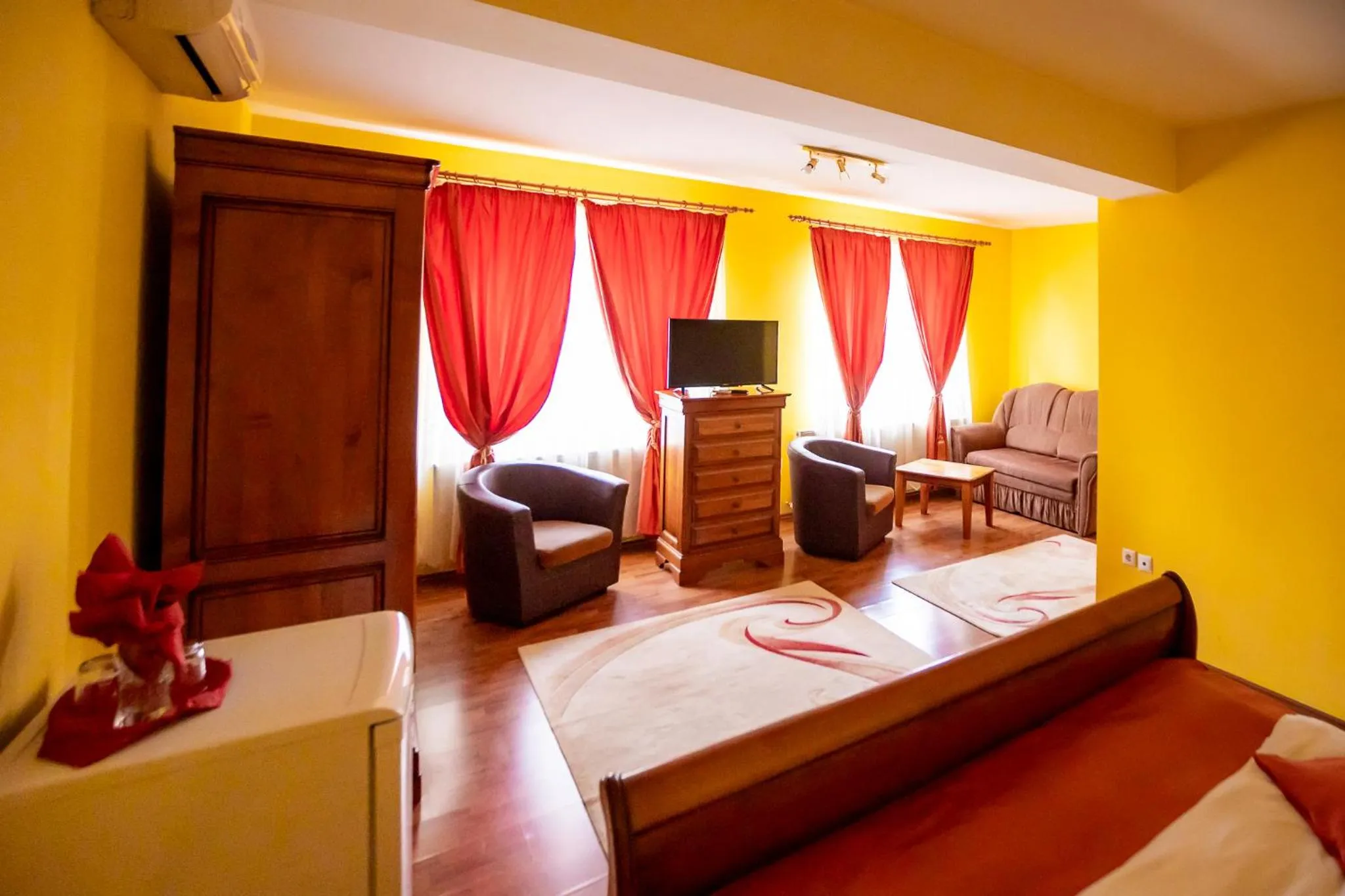 Bed in Noroc si Fericire