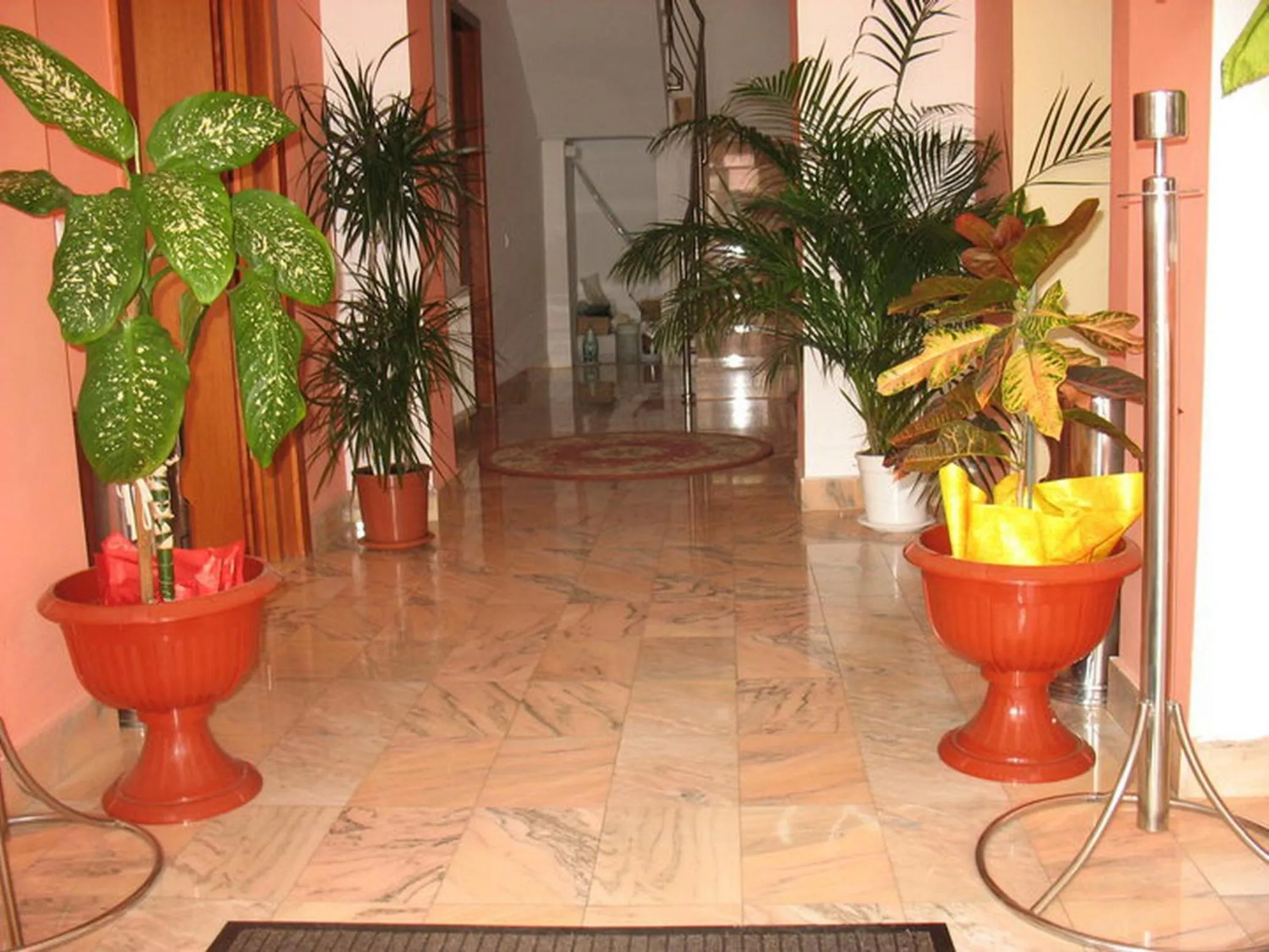 Lobby or reception in Noroc si Fericire