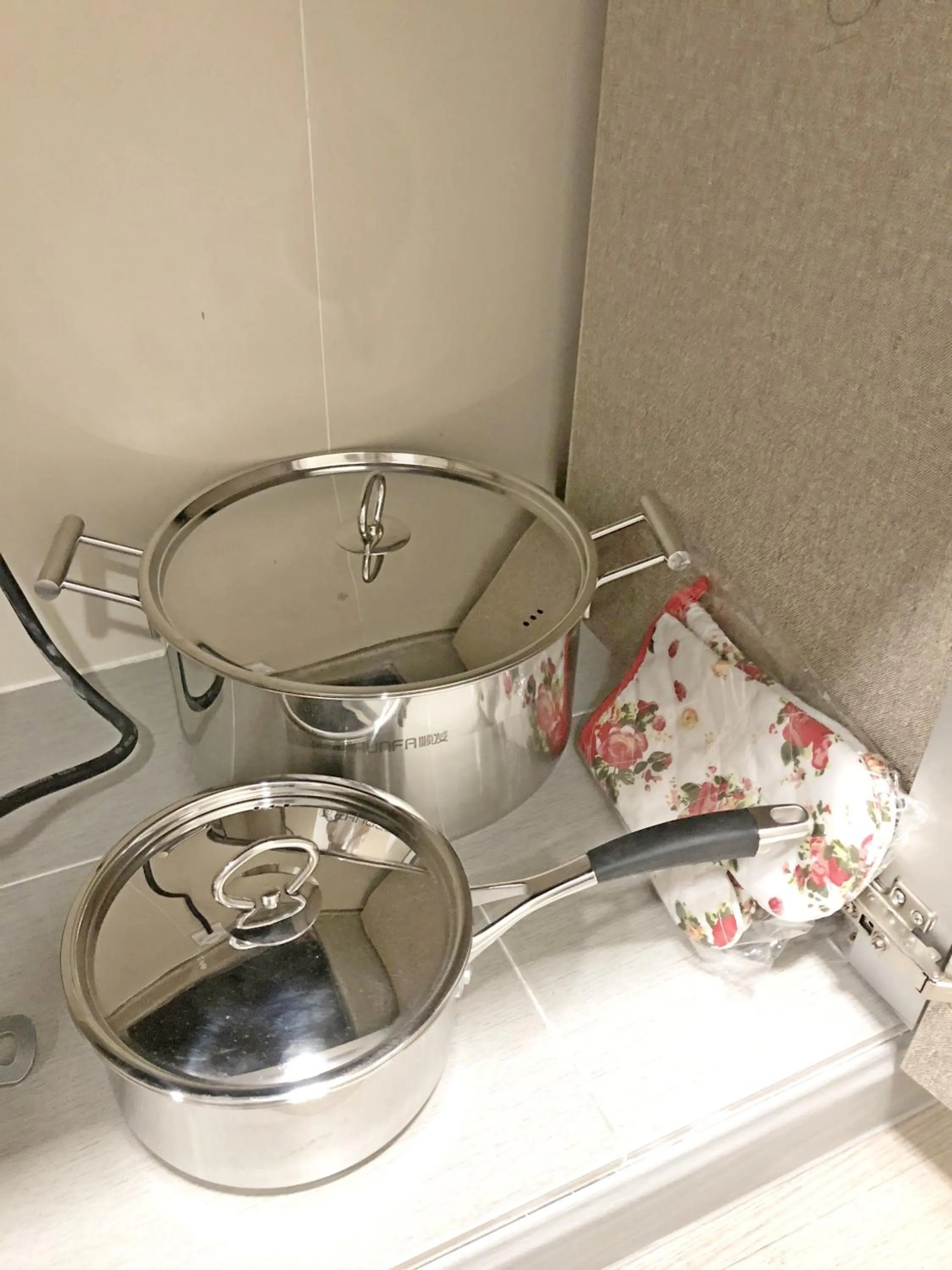 Kitchen or kitchenette in Seaview Apartment