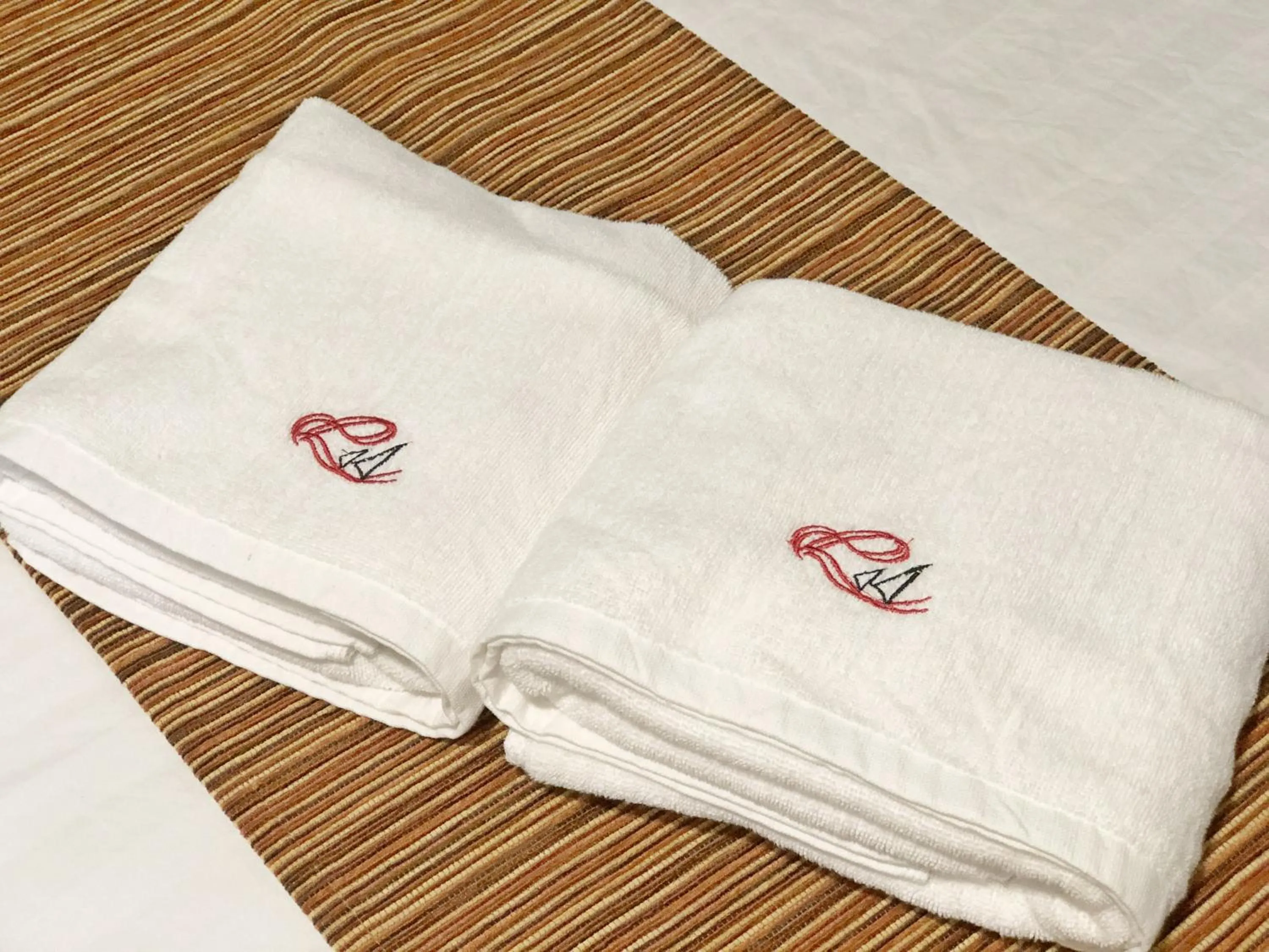 Area and facilities in Seaview Apartment