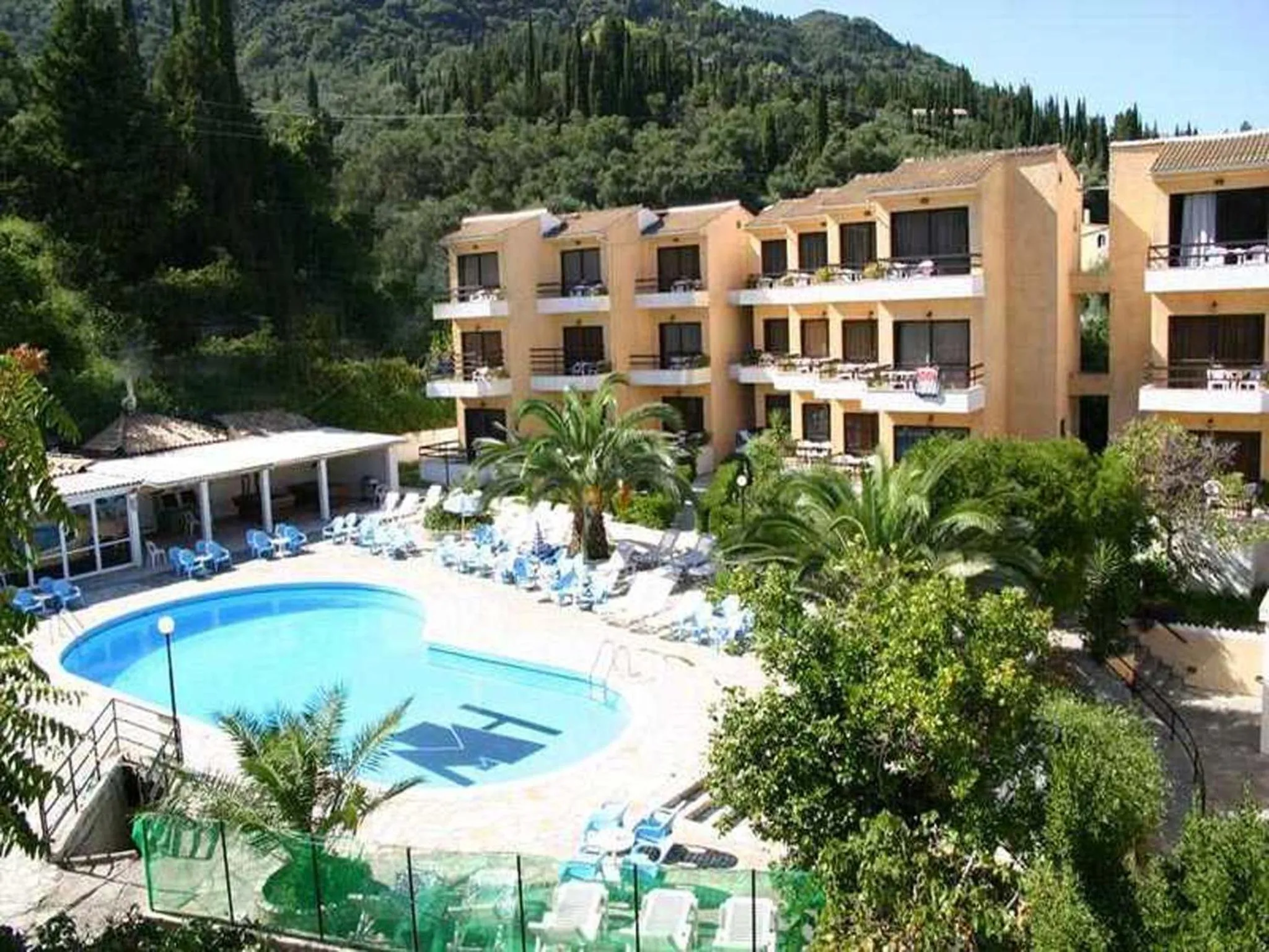 Le Mirage Hotel