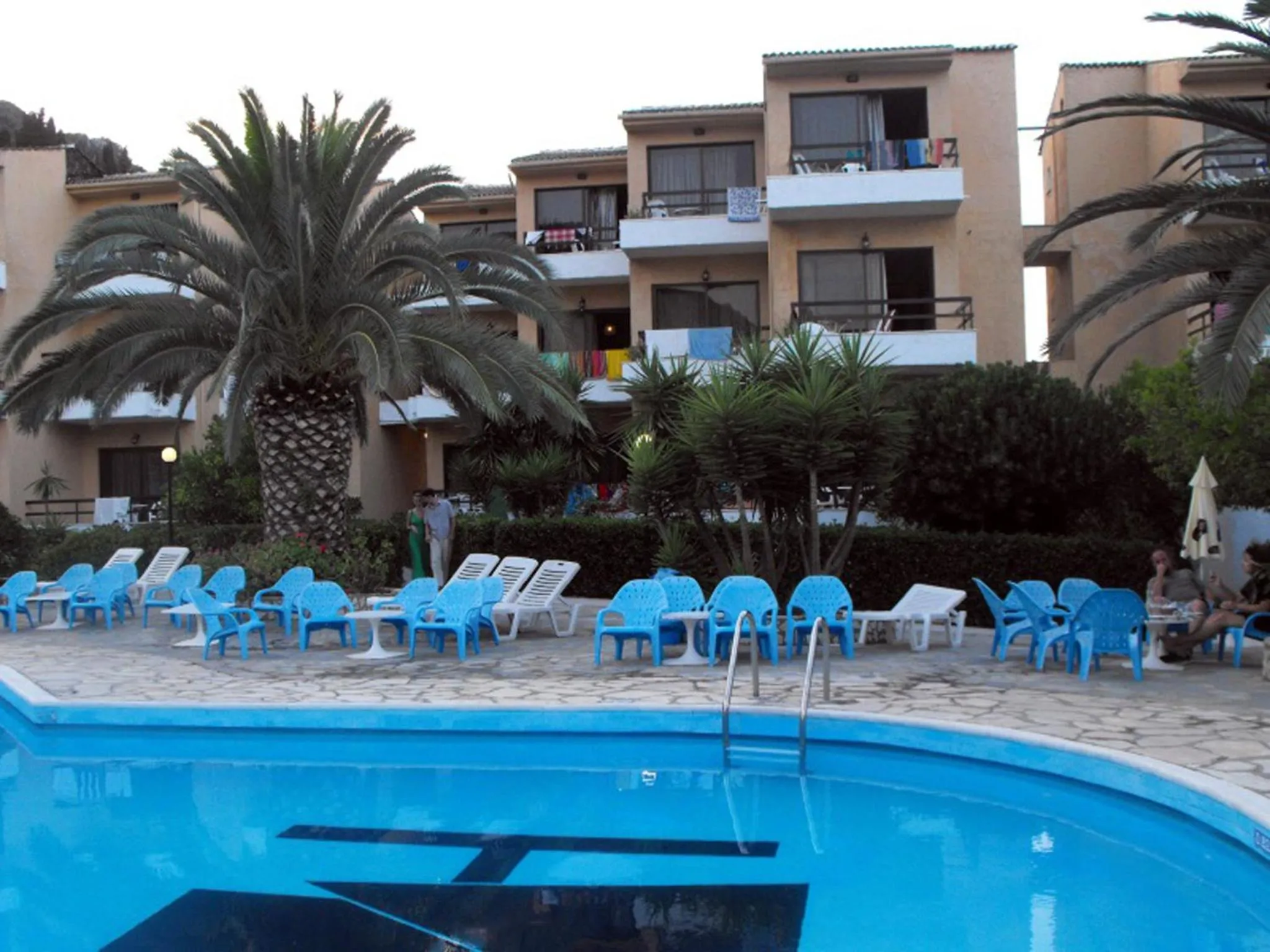 Le Mirage Hotel