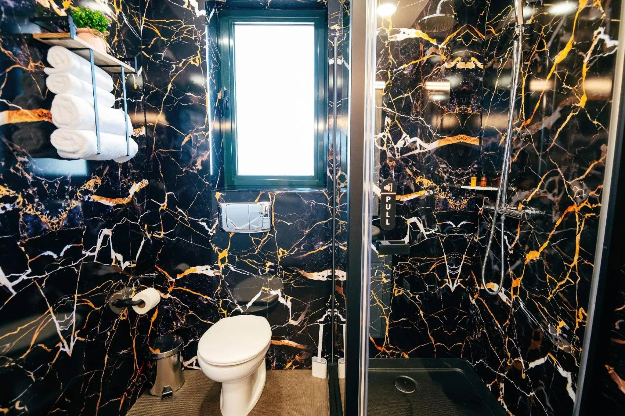 Business Hotel Conference Center & Spa