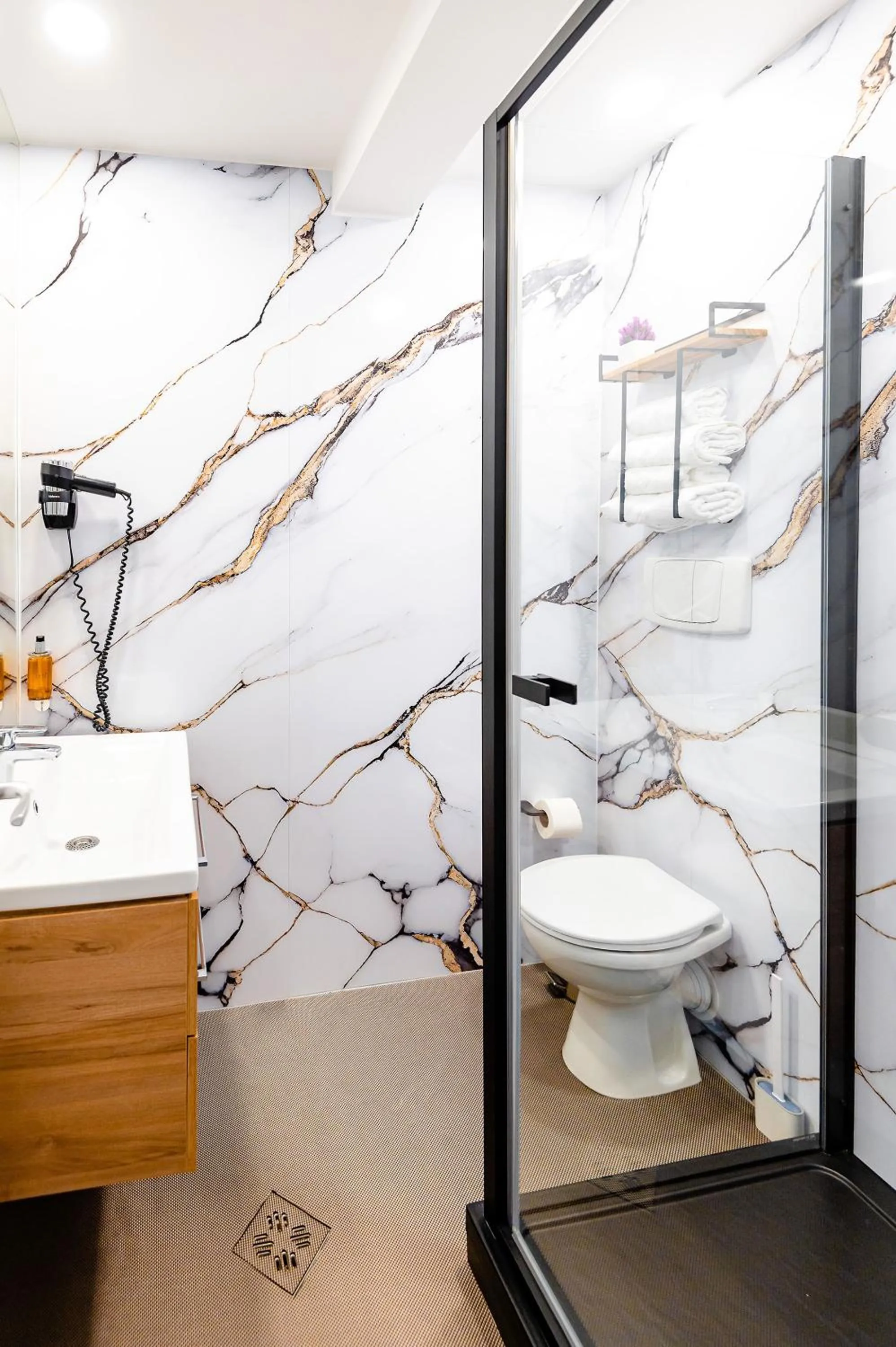 Business Hotel Conference Center & Spa