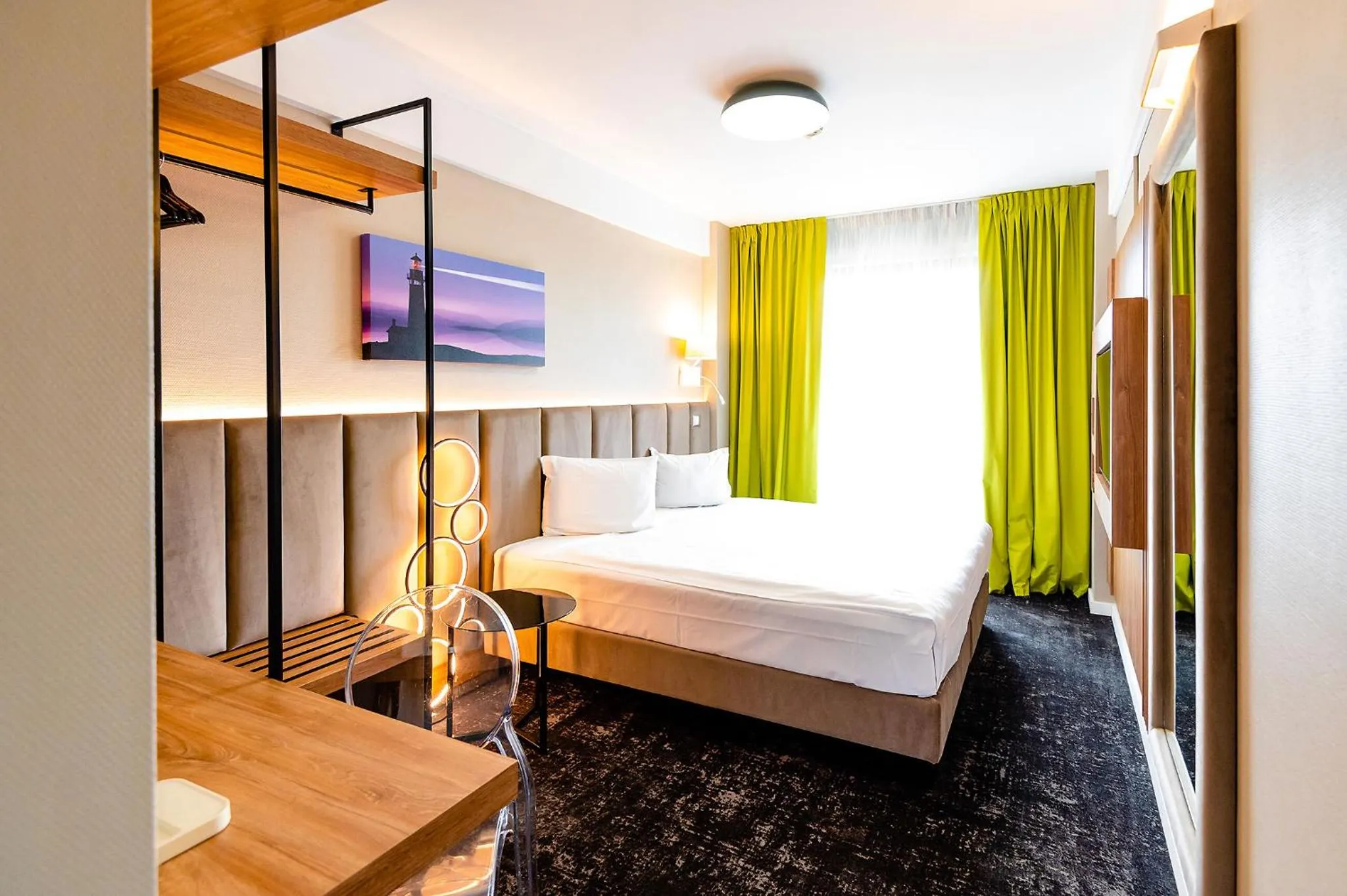 Bed in Business Hotel Conference Center & Spa