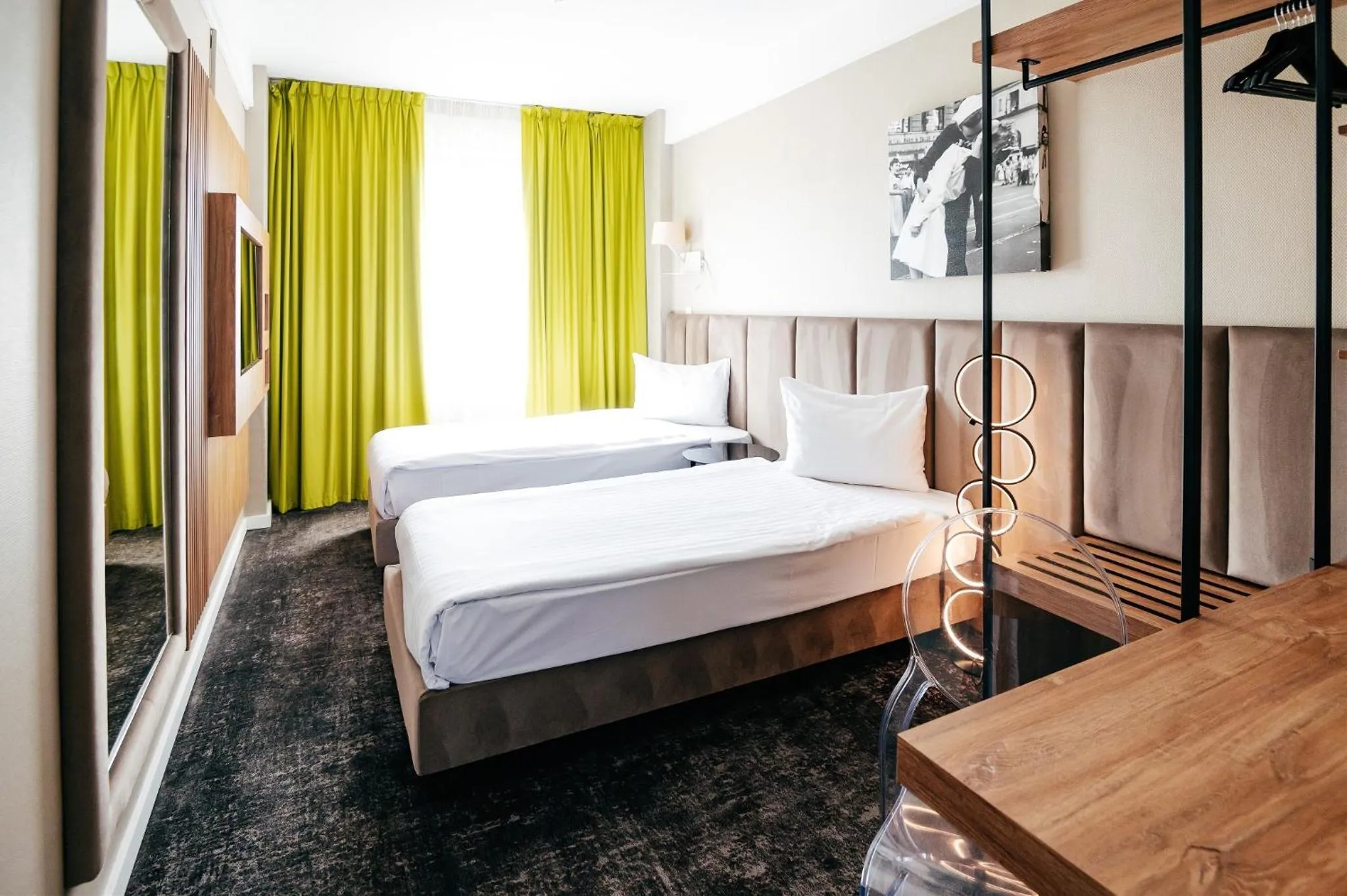 Bed in Business Hotel Conference Center & Spa