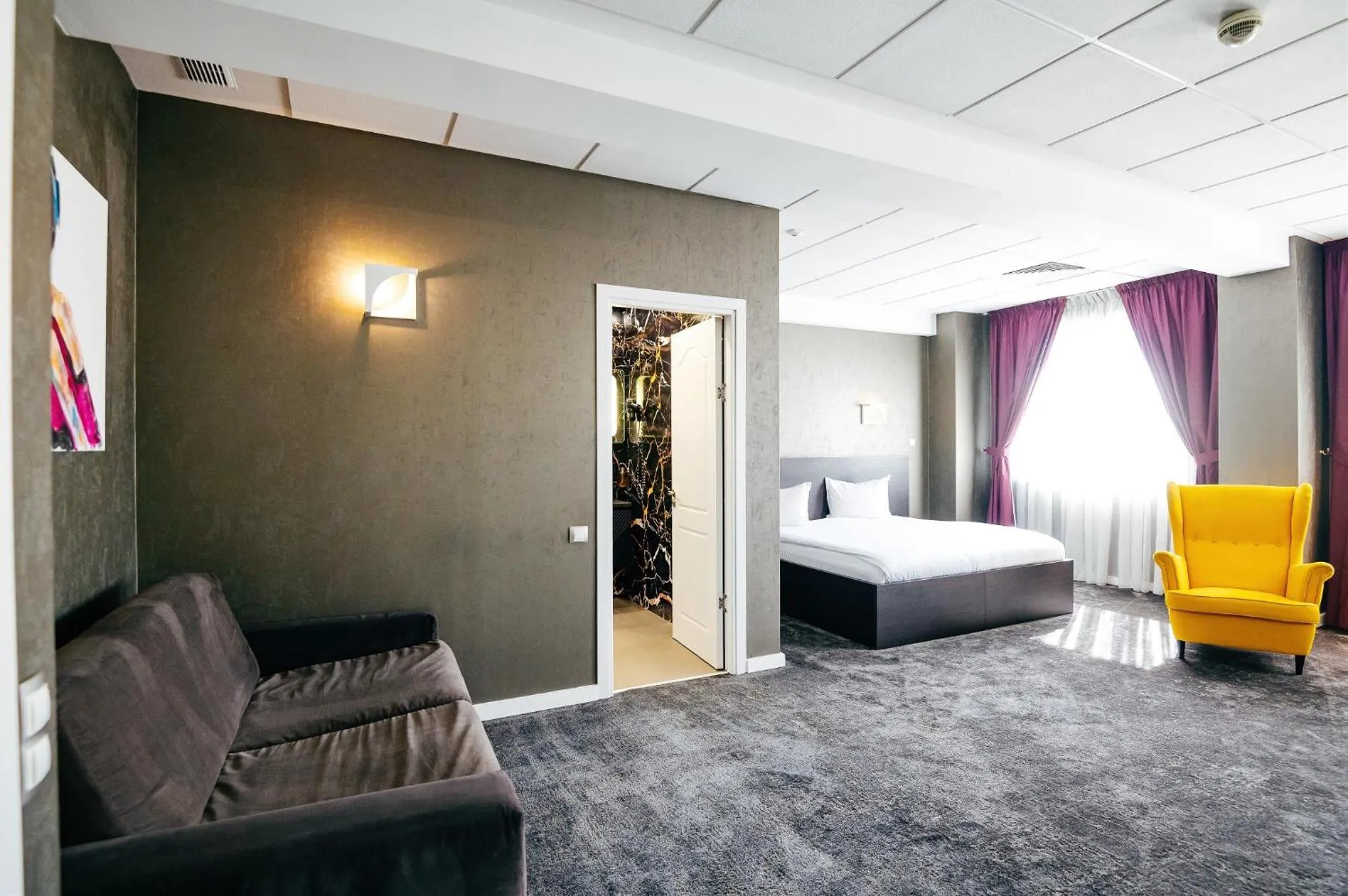 Bed in Business Hotel Conference Center & Spa