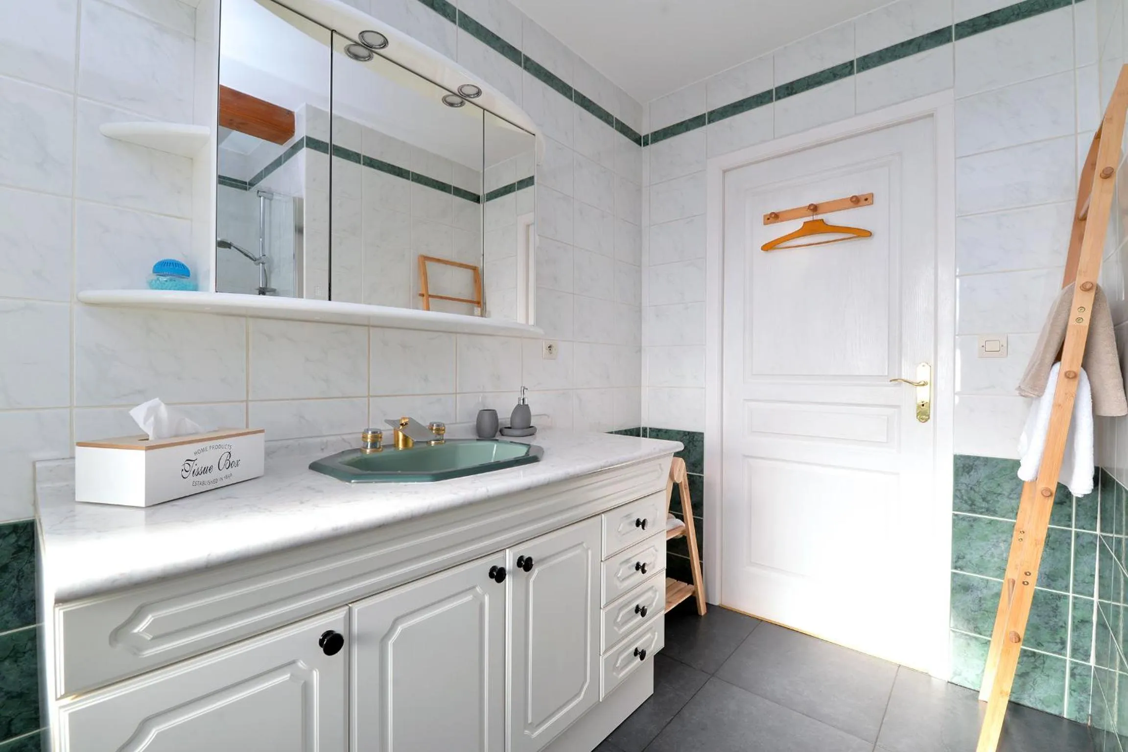 Shower in La Longère des Capucines