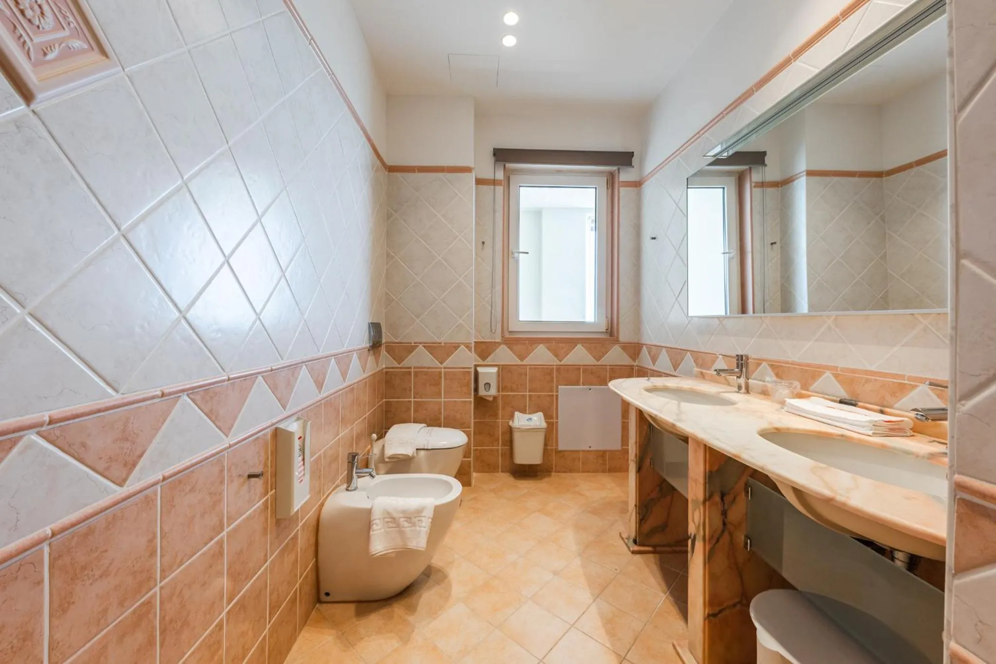 Shower in Aragosta Hotel