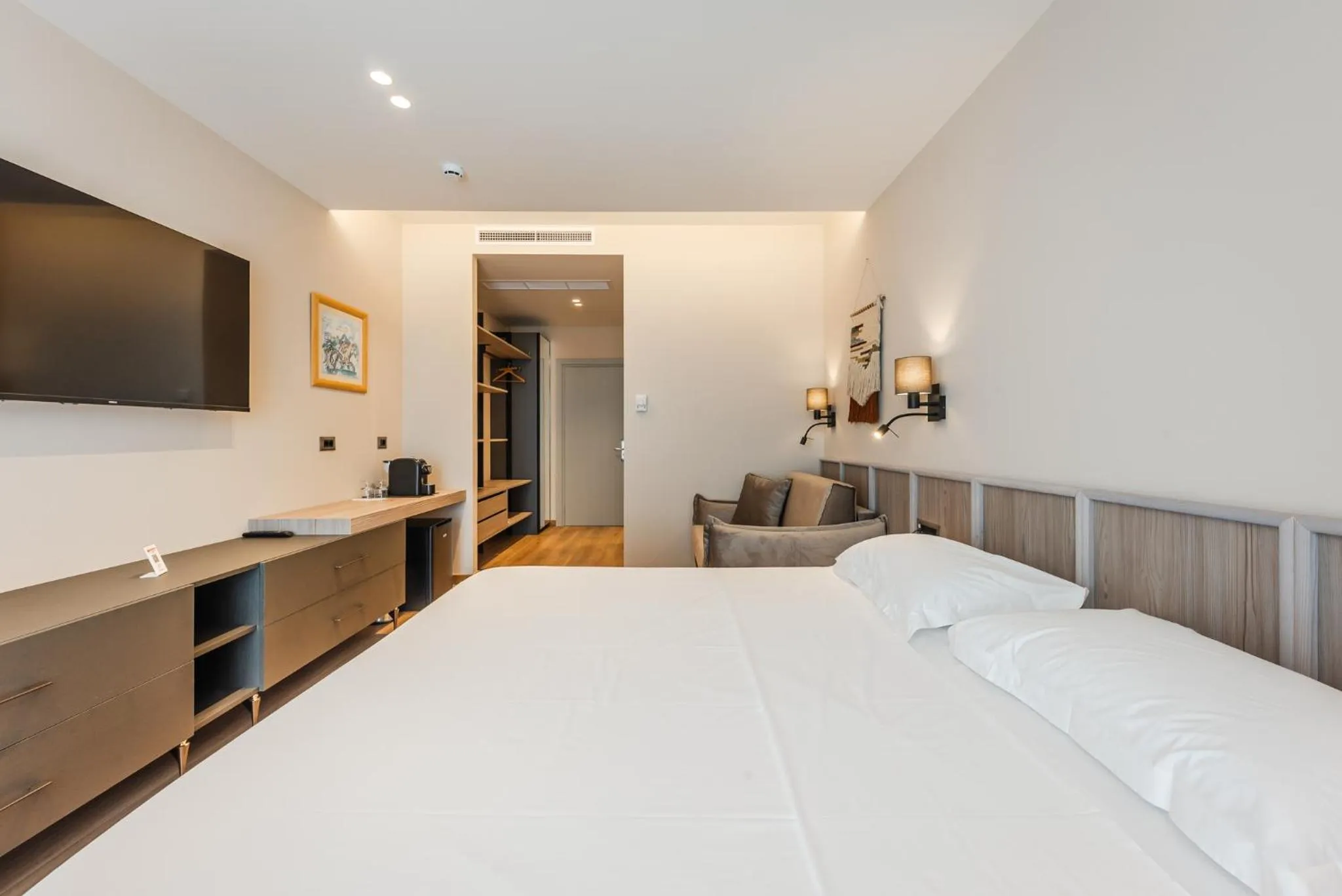 Bed in Aragosta Hotel