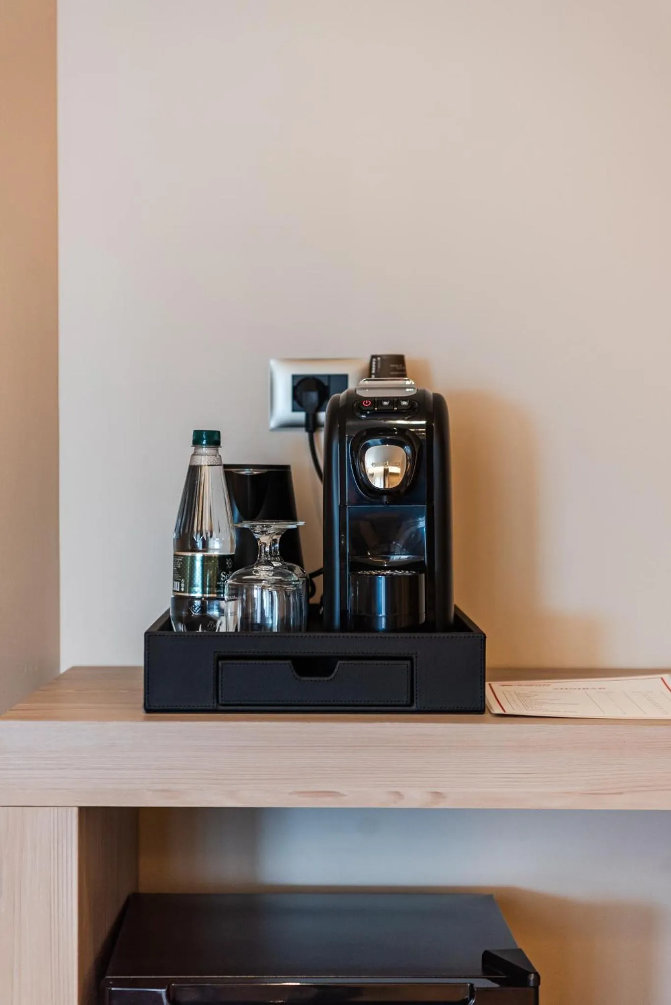 Coffee/tea facilities in Aragosta Hotel