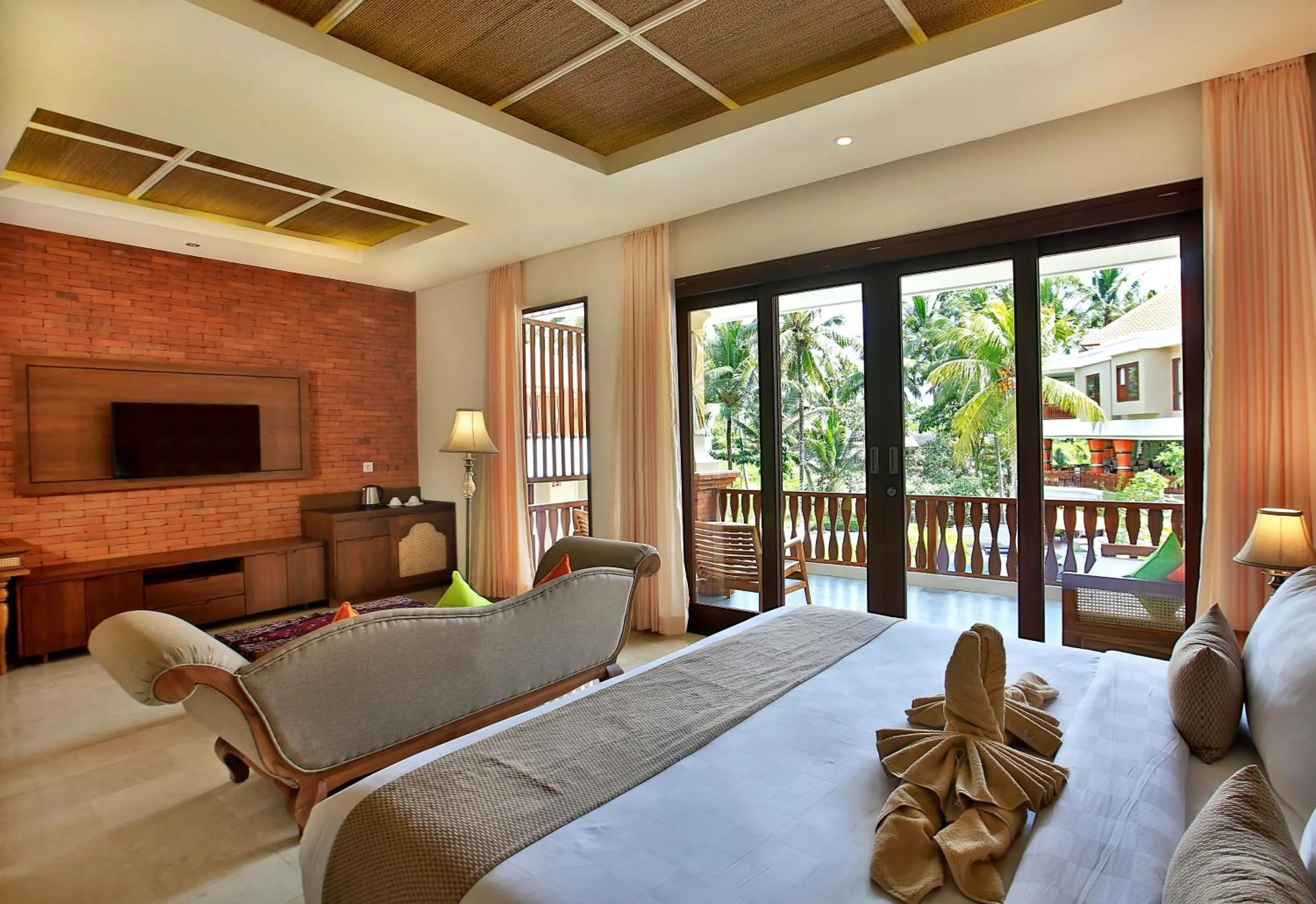 TV and multimedia, Bed in Green Field Resort Ubud