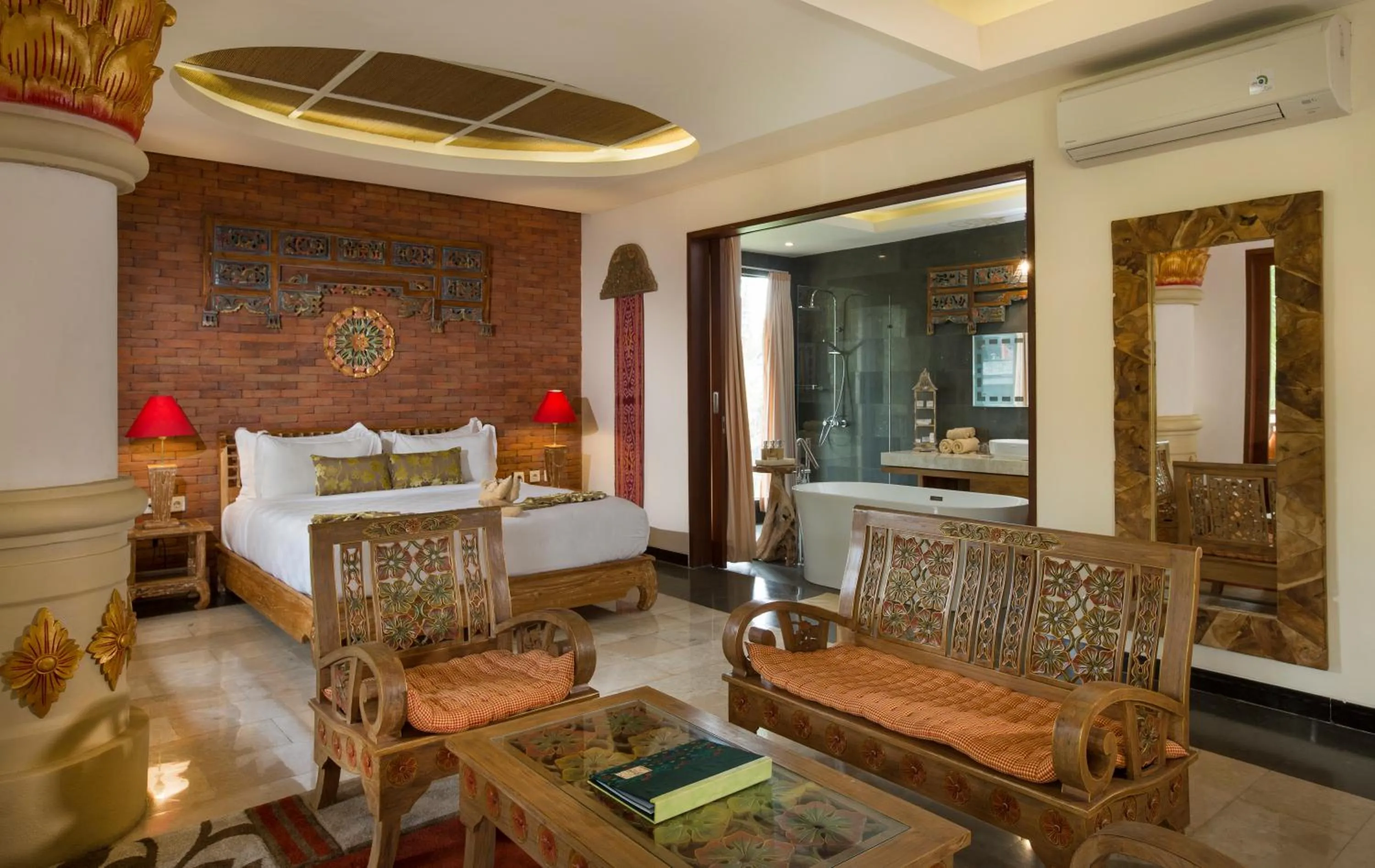 Bathroom, Bed in Green Field Resort Ubud