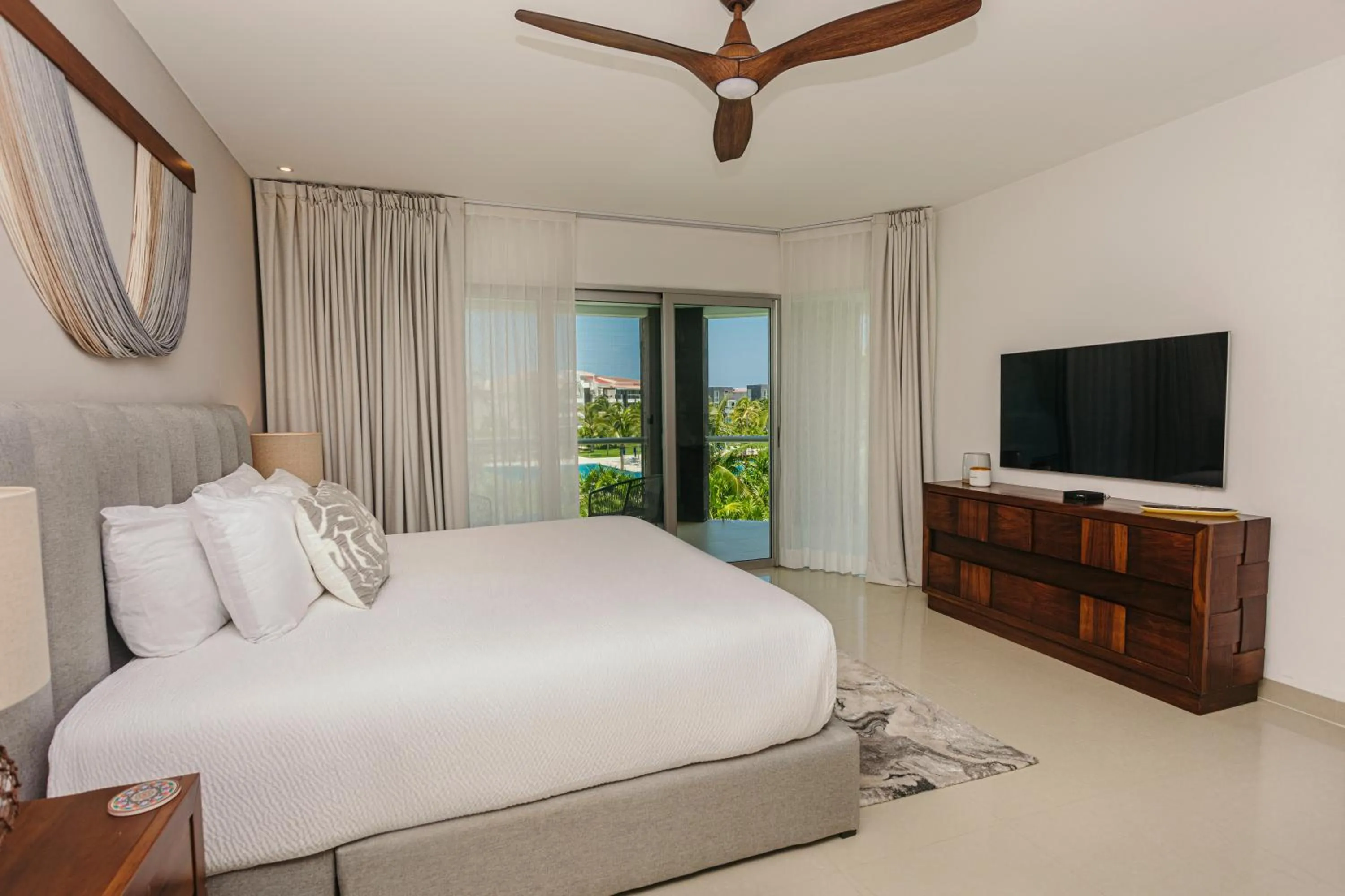 Bed in Mareazul Beach Front Condos At playa del Carmen