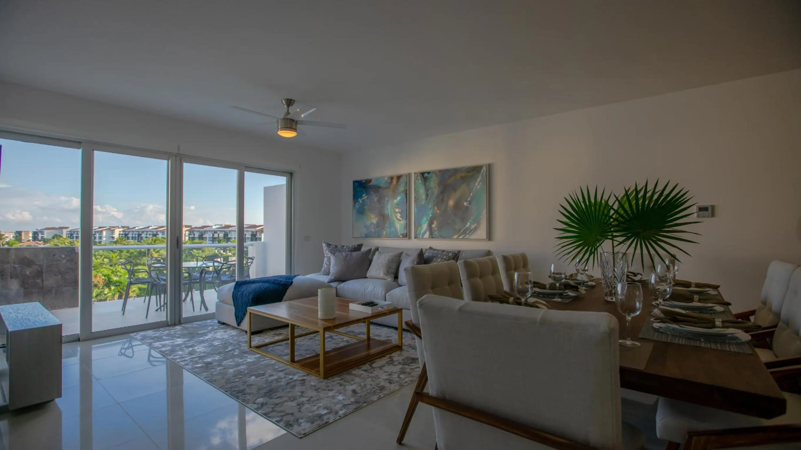 Mareazul Beach Front Condos At playa del Carmen