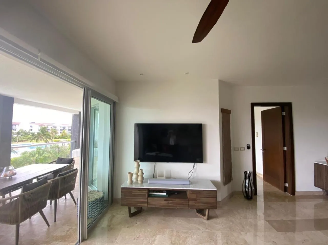 Mareazul Beach Front Condos At playa del Carmen