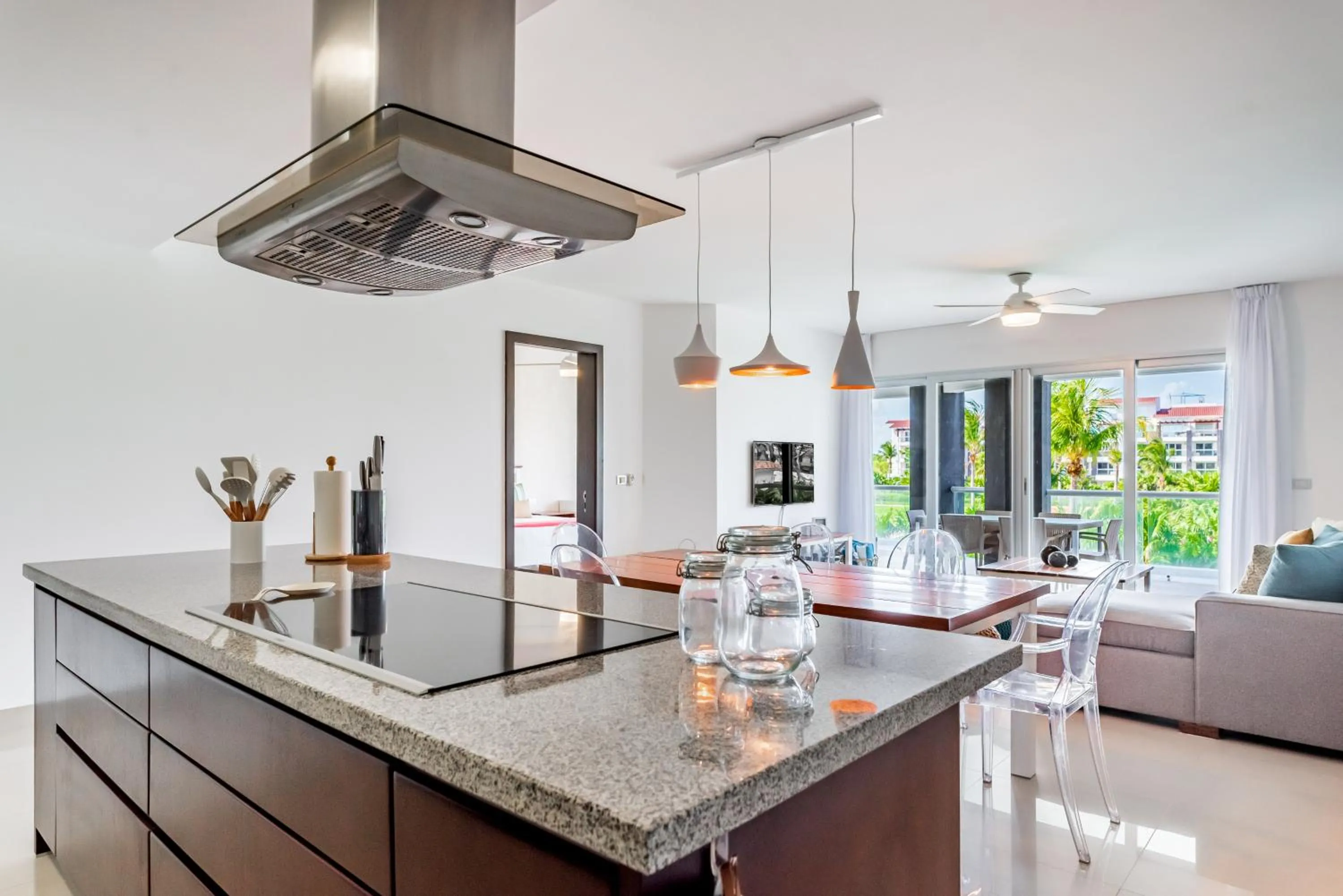 Mareazul Beach Front Condos At playa del Carmen