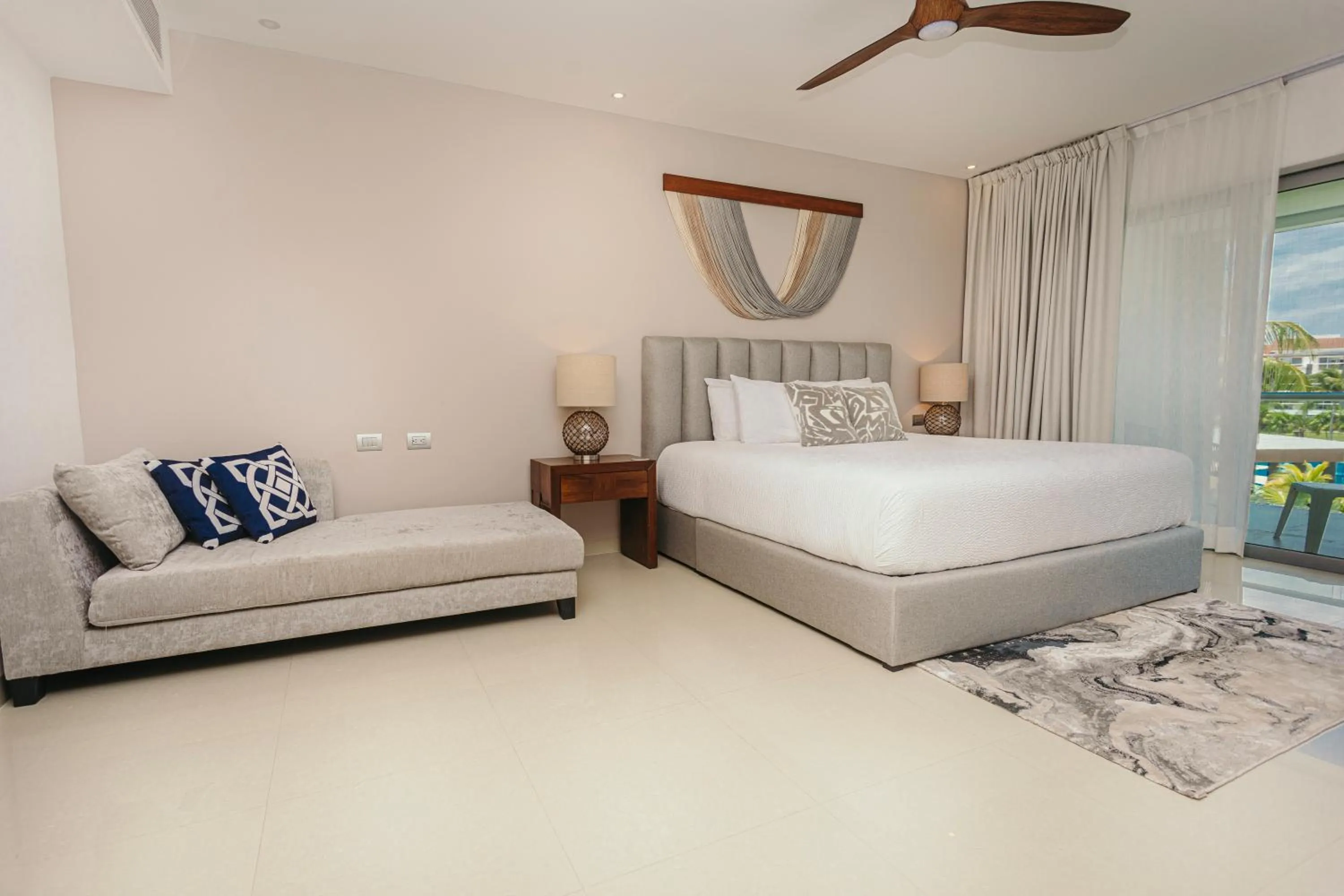 Bed in Mareazul Beach Front Condos At playa del Carmen