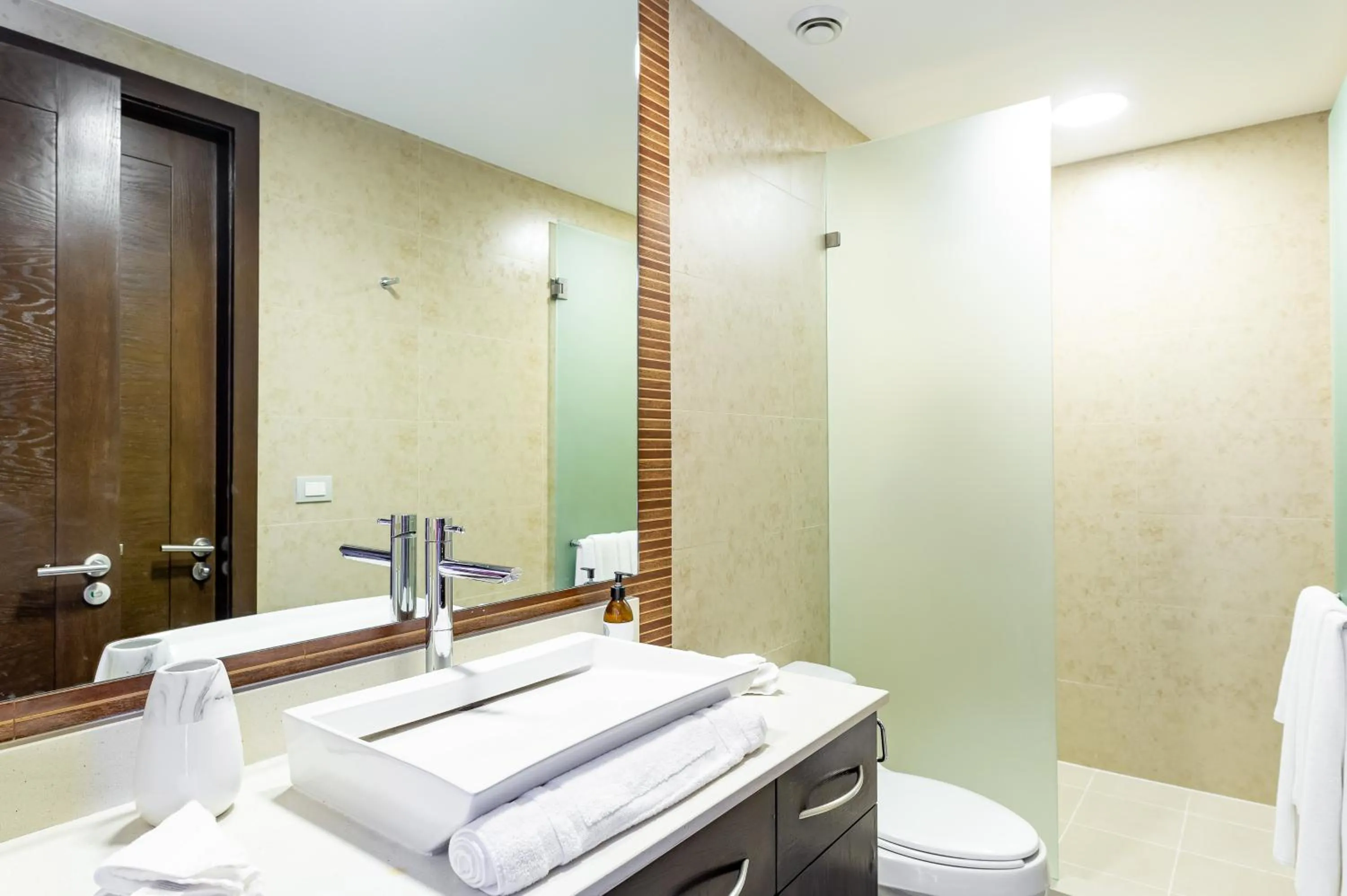 Mareazul Beach Front Condos At playa del Carmen