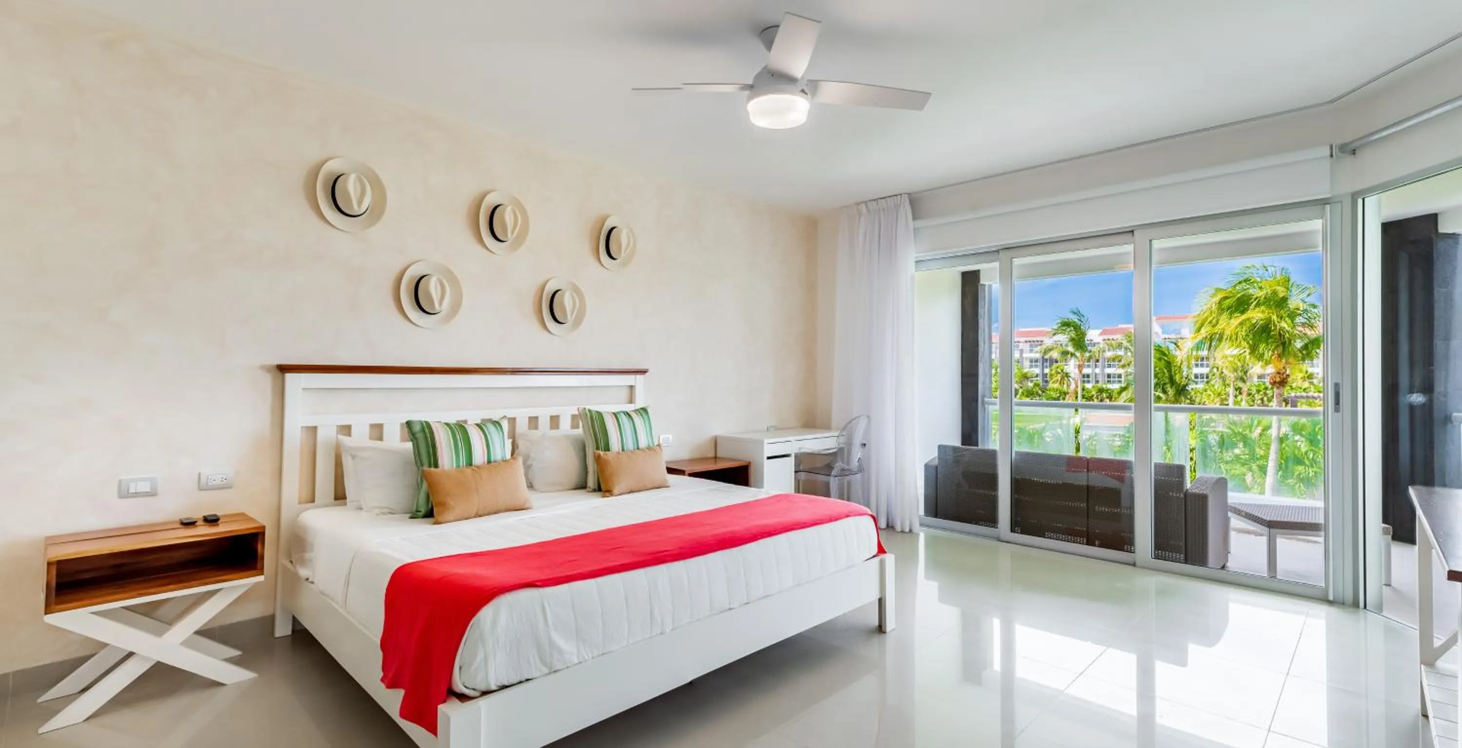 Bed in Mareazul Beach Front Condos At playa del Carmen