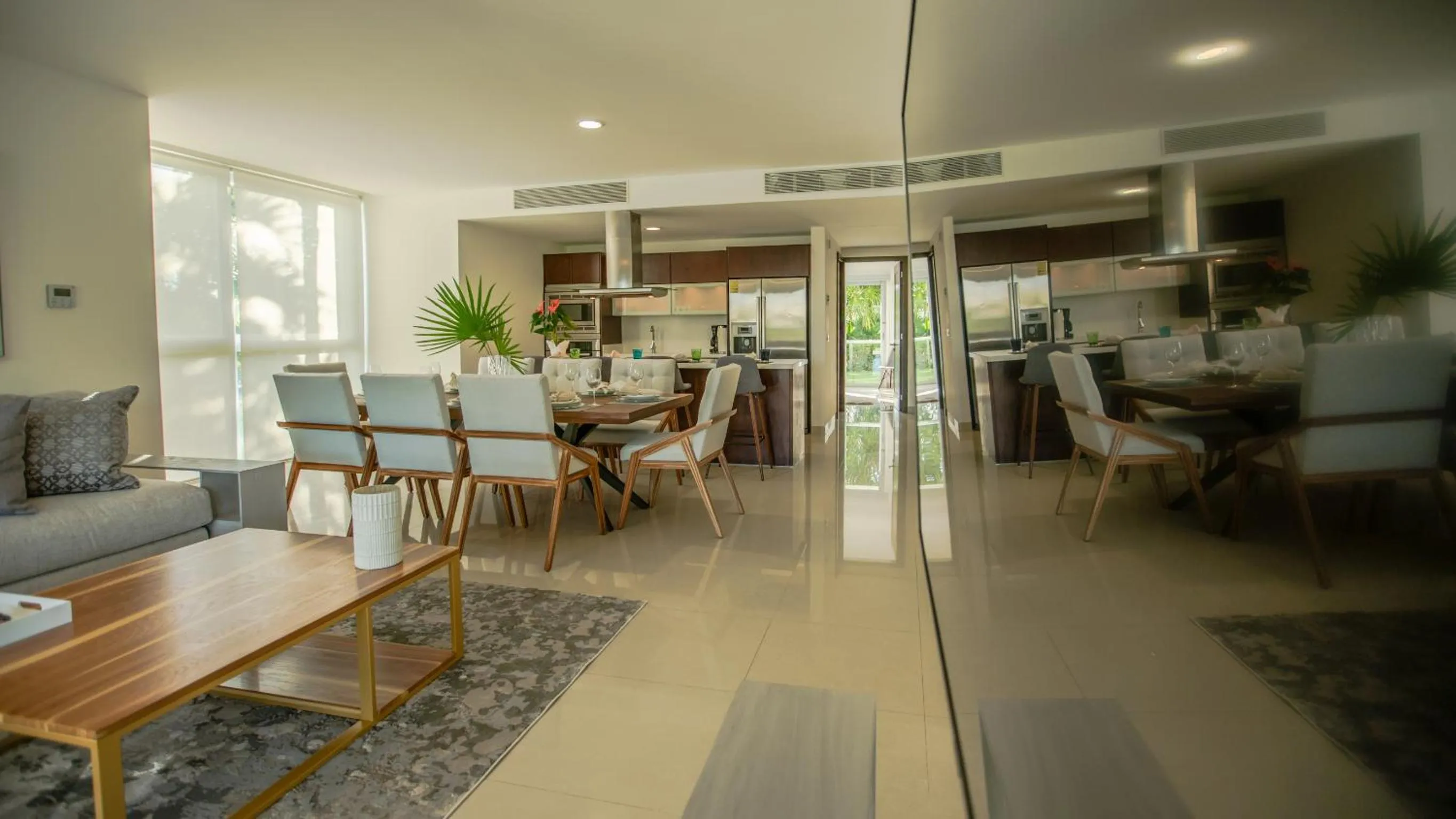 Mareazul Beach Front Condos At playa del Carmen