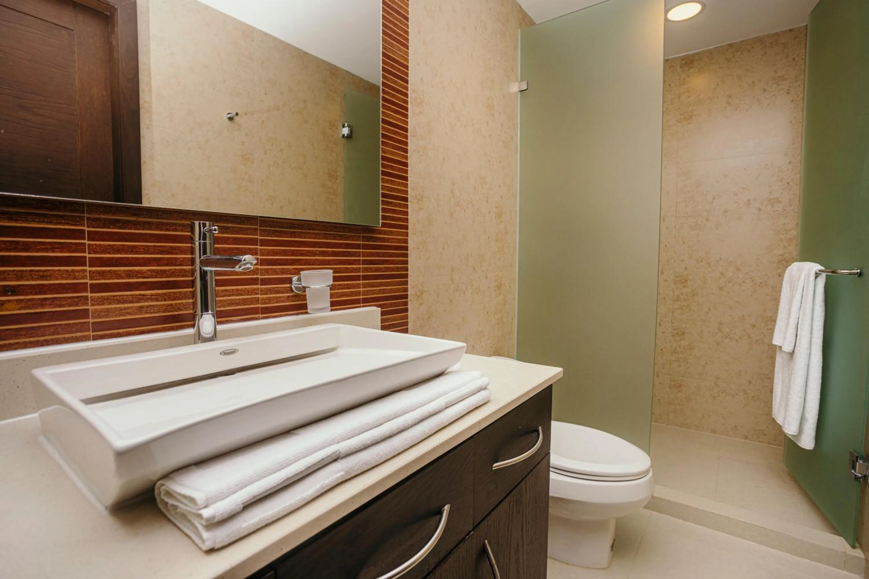 Mareazul Beach Front Condos At playa del Carmen