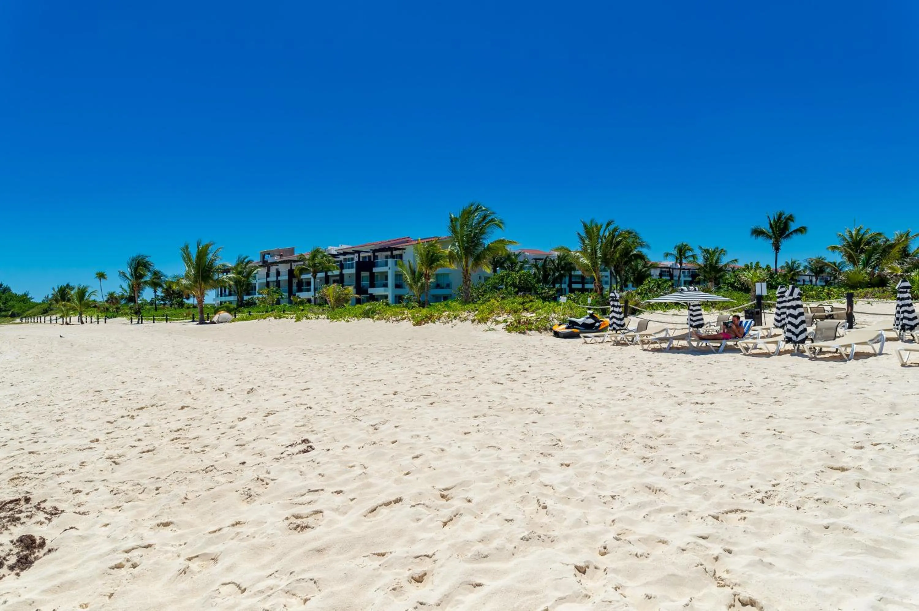 Mareazul Beach Front Condos At playa del Carmen