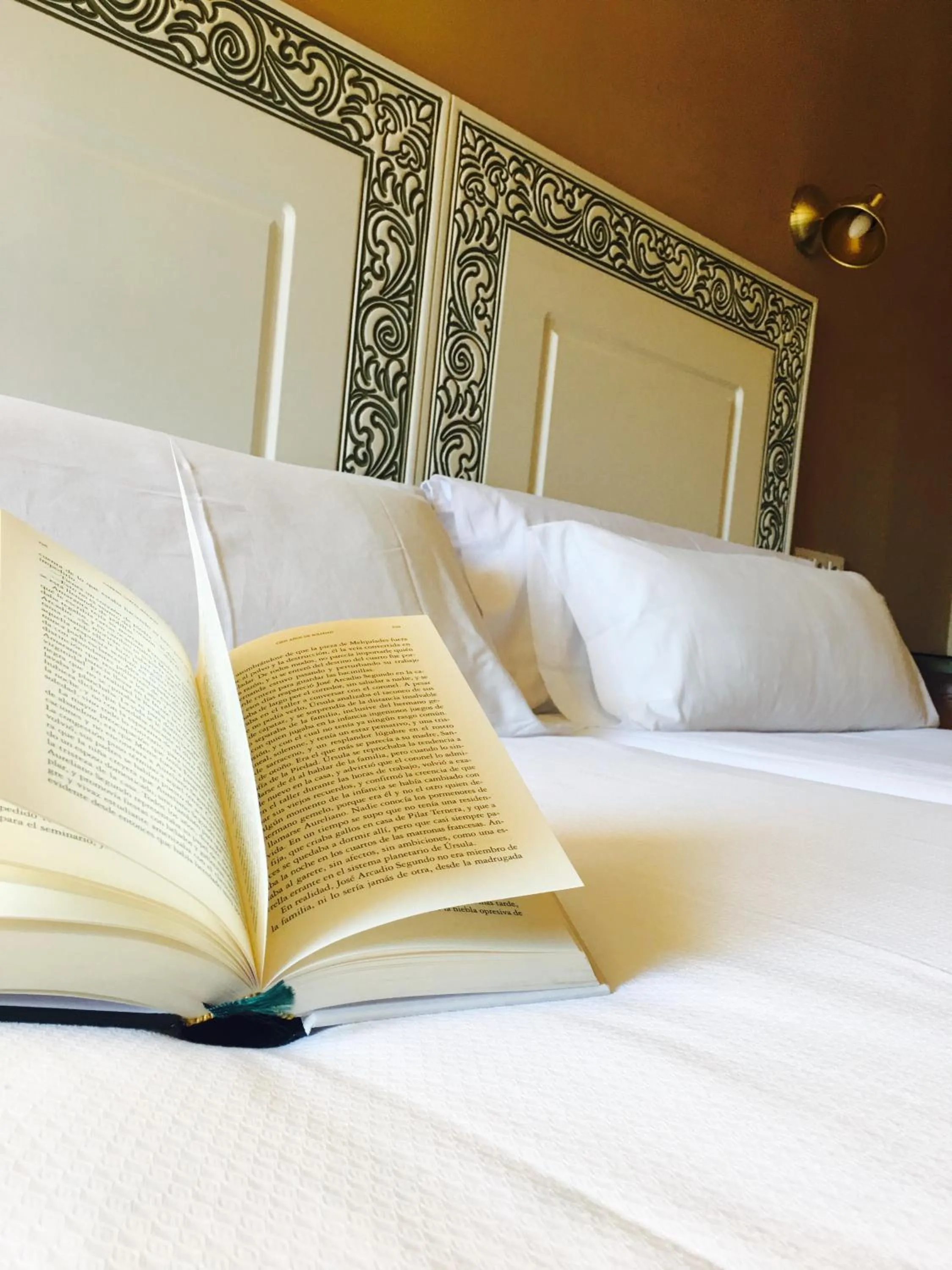Decorative detail, Bed in Hostal Los Castañuelos