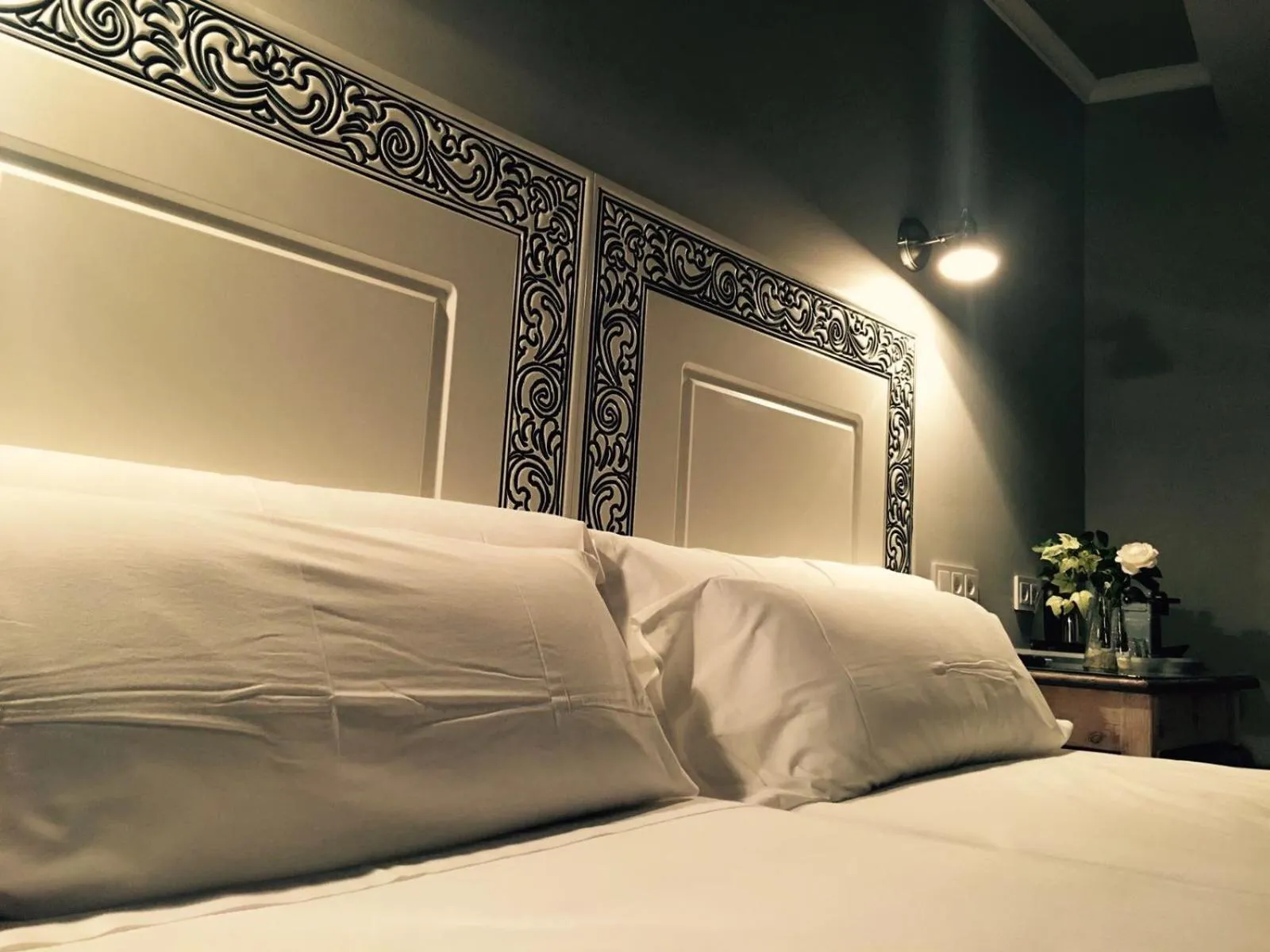 Decorative detail, Bed in Hostal Los Castañuelos