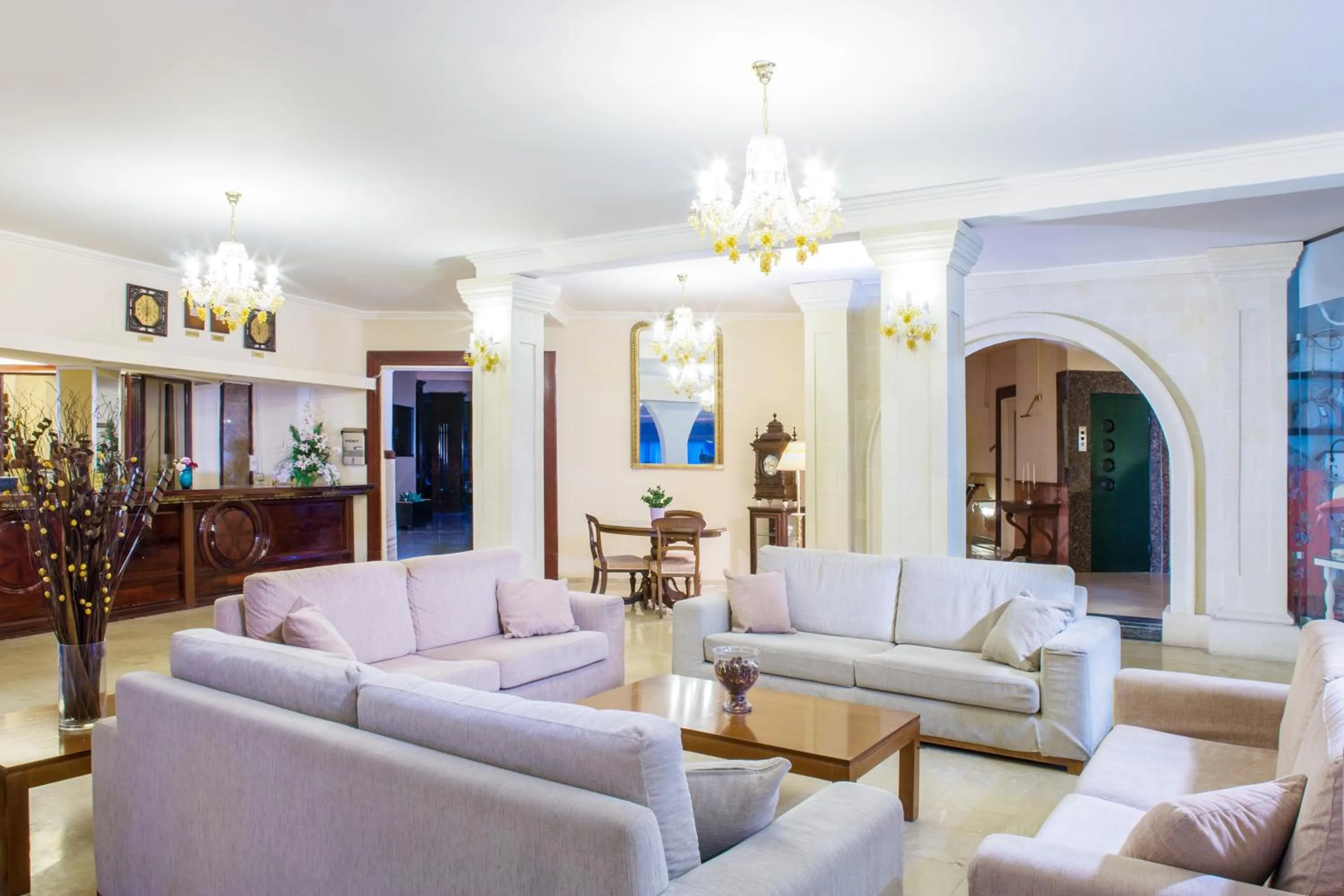 Lobby or reception in Paleo ArtNouveau Hotel - Adults Only