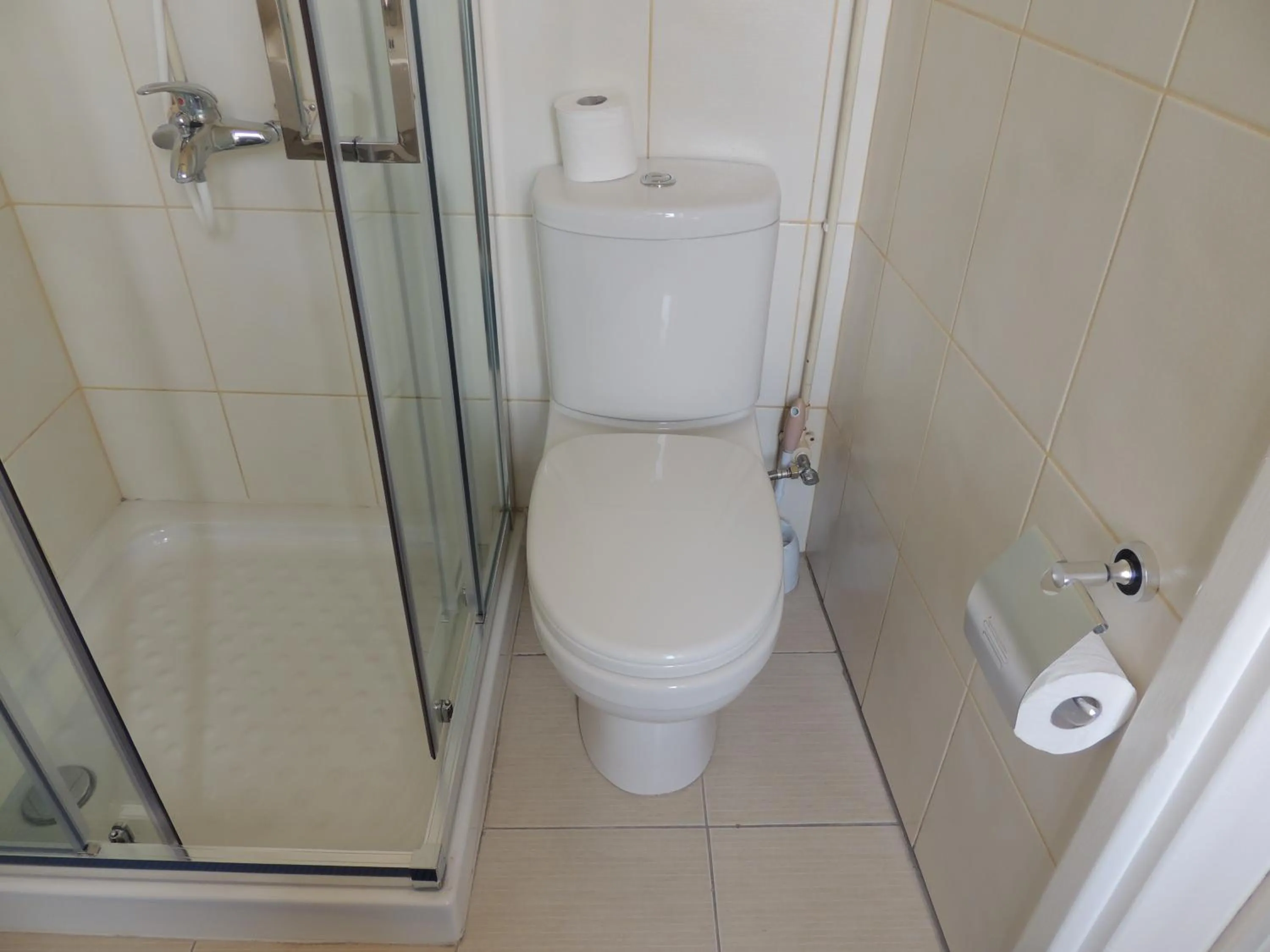 Bathroom in Delphi Hotel