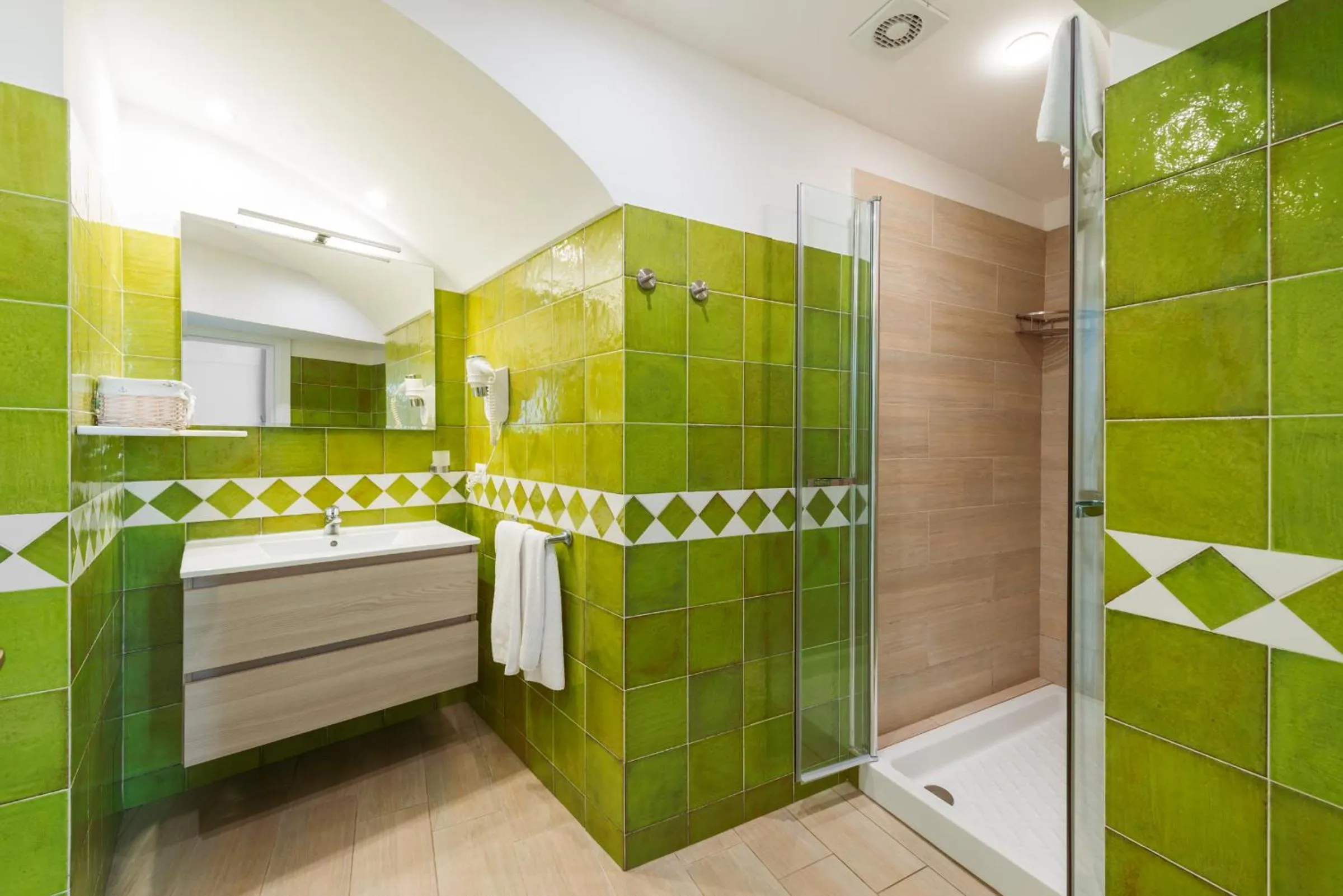 Shower in Casa Nilde