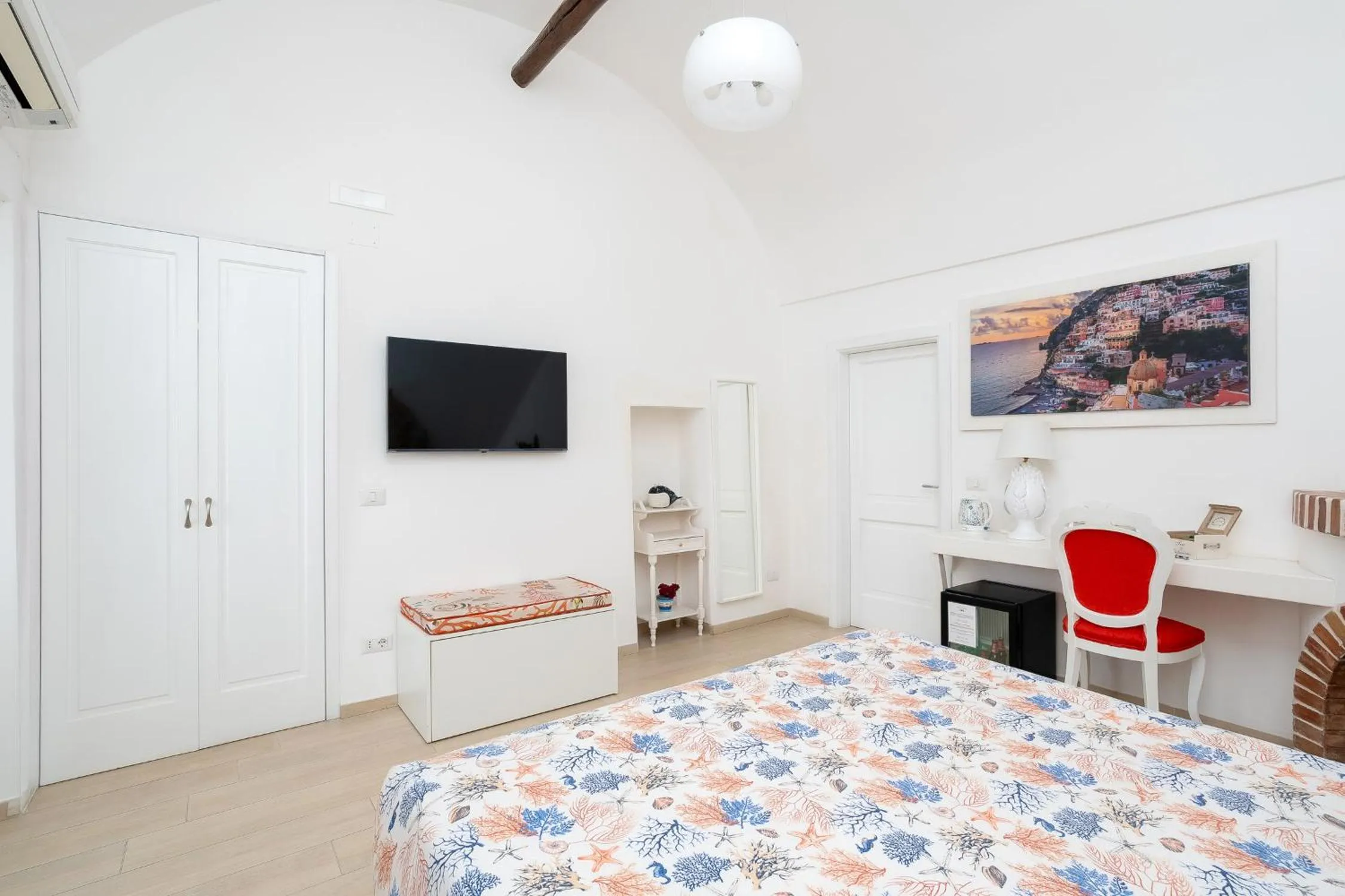 TV and multimedia, Bed in Casa Nilde