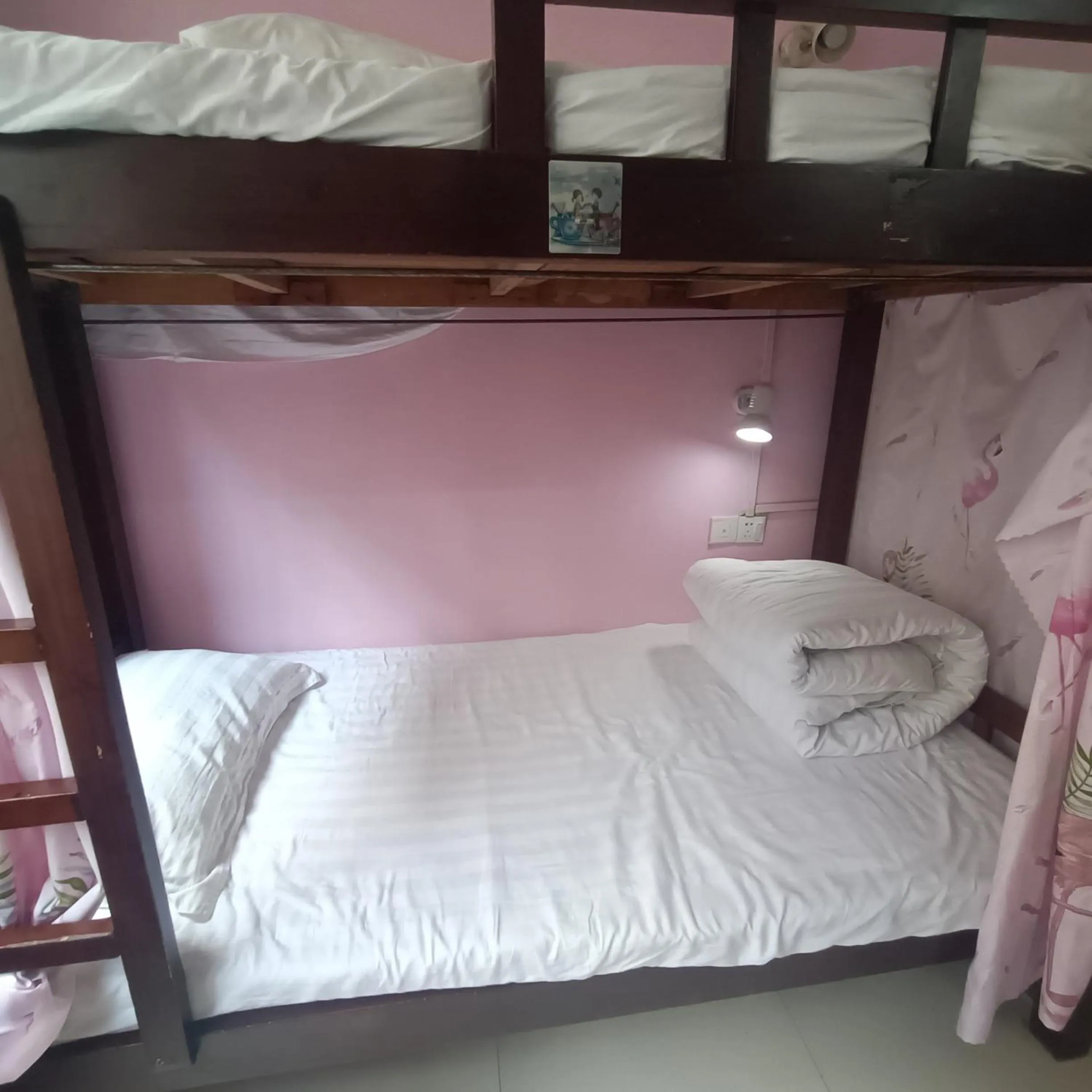 Bed in How Flowers Hostel & Party Coliving Coworking Nomad
