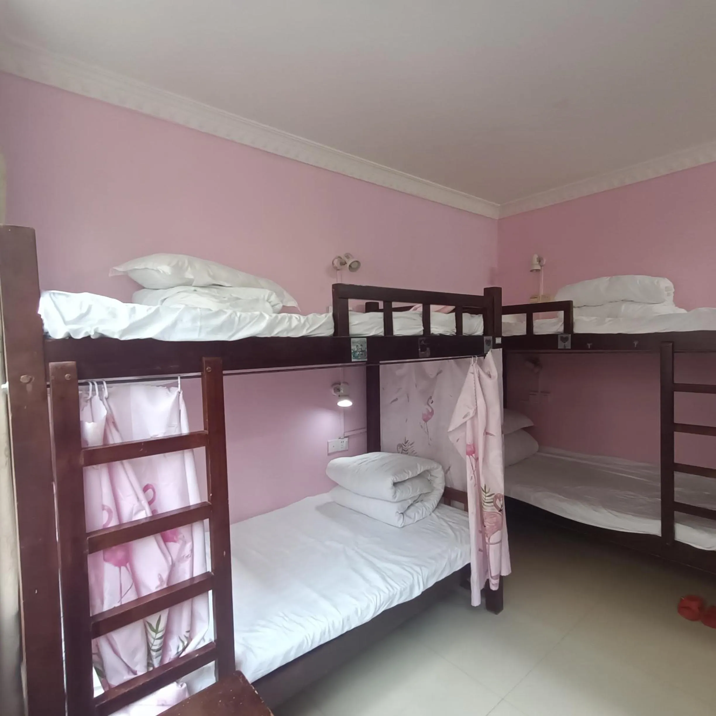 Bed in How Flowers Hostel & Party Coliving Coworking Nomad