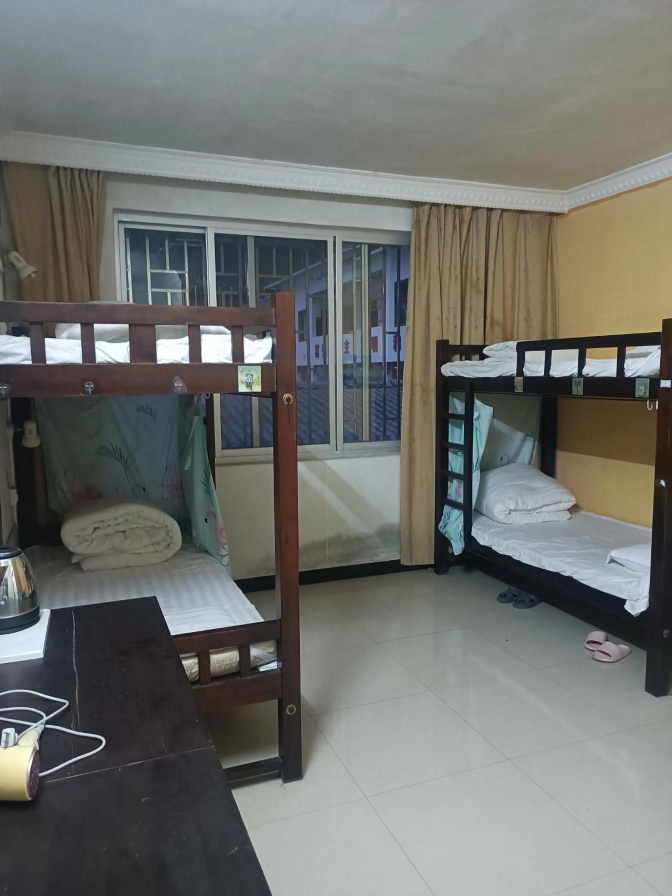 Bed in How Flowers Hostel & Party Coliving Coworking Nomad