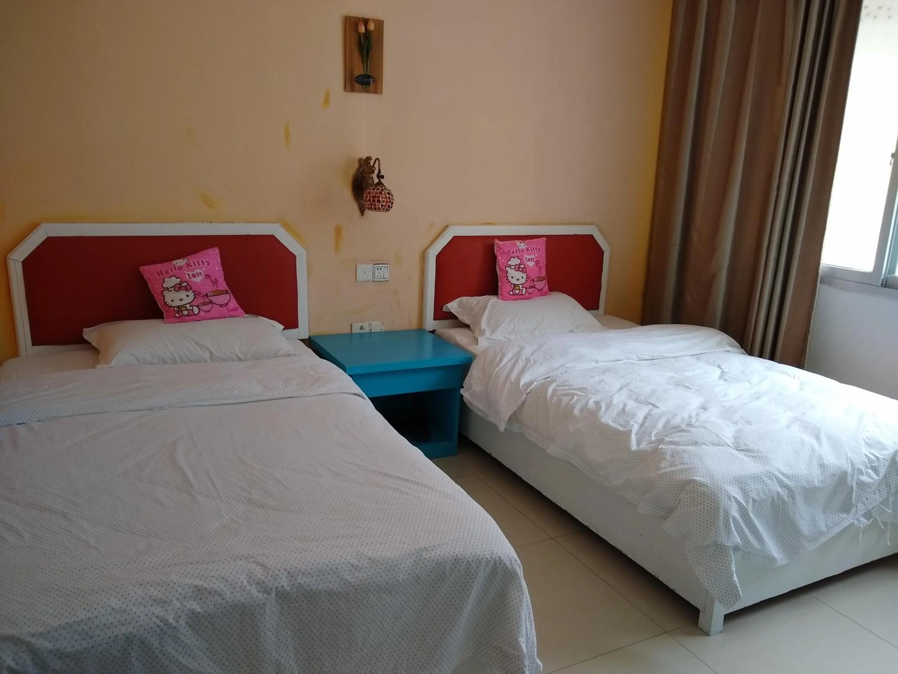 Bed in How Flowers Hostel & Party Coliving Coworking Nomad