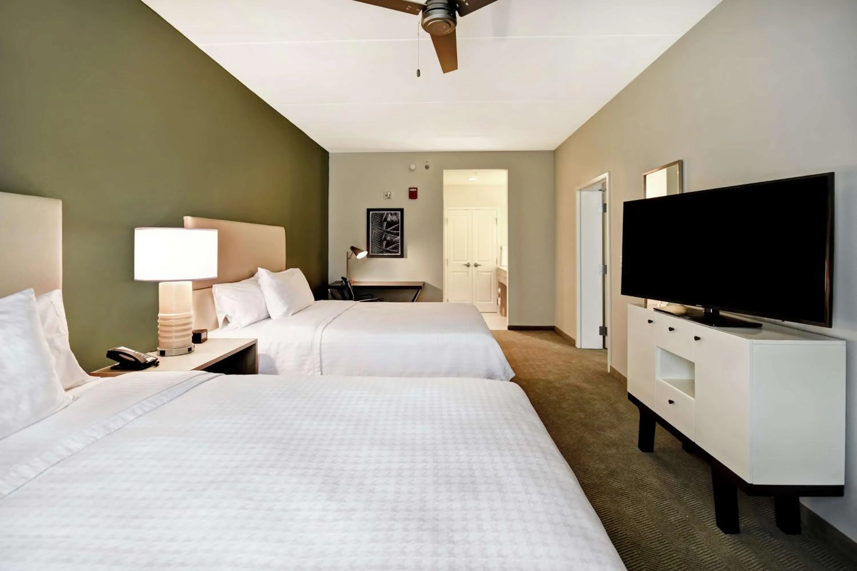 Bedroom, Bed in Homewood Suites By Hilton Greenville Downtown
