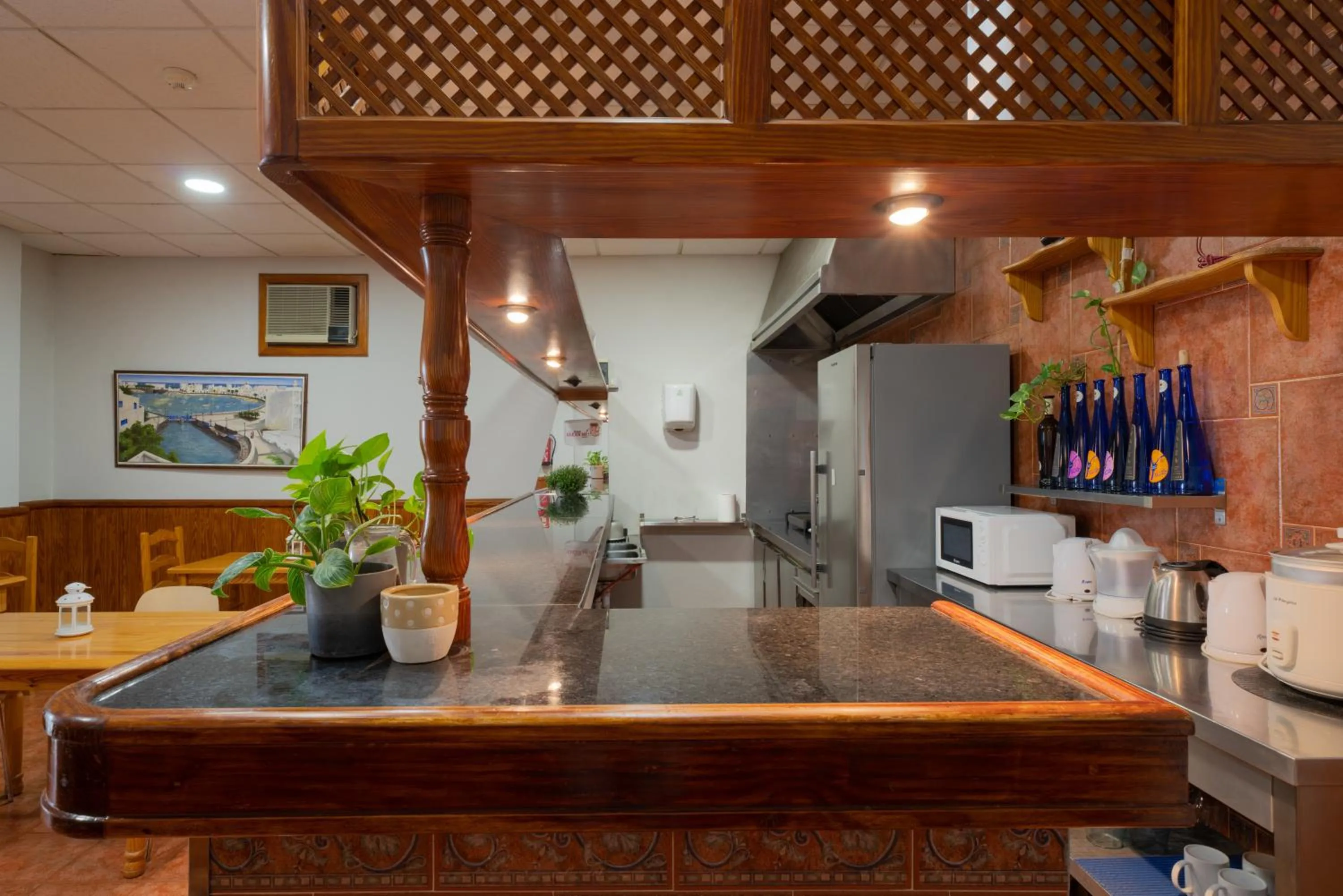 Communal kitchen in Hostal San Ginés