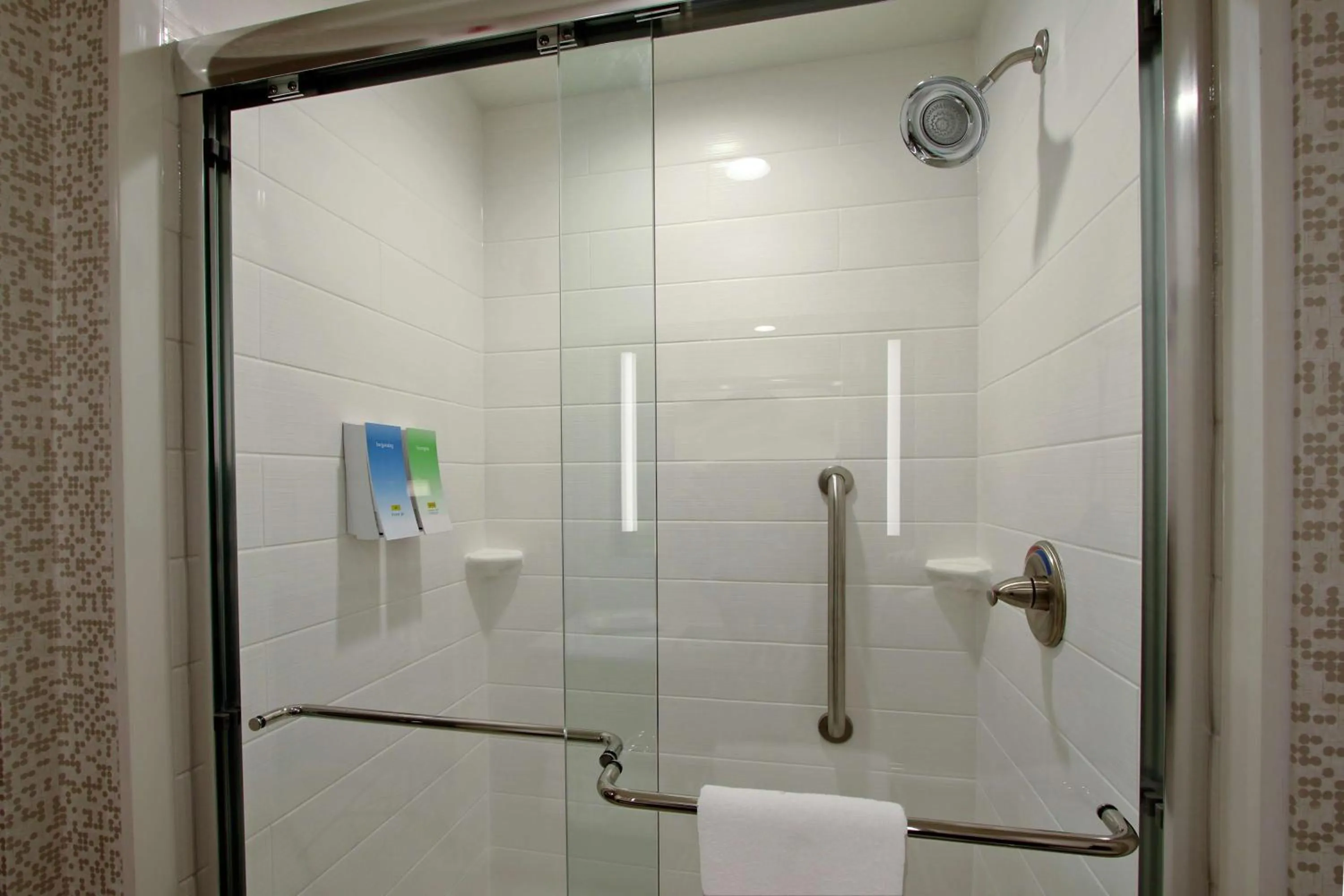 Bathroom in Home2 Suites By Hilton Port Arthur