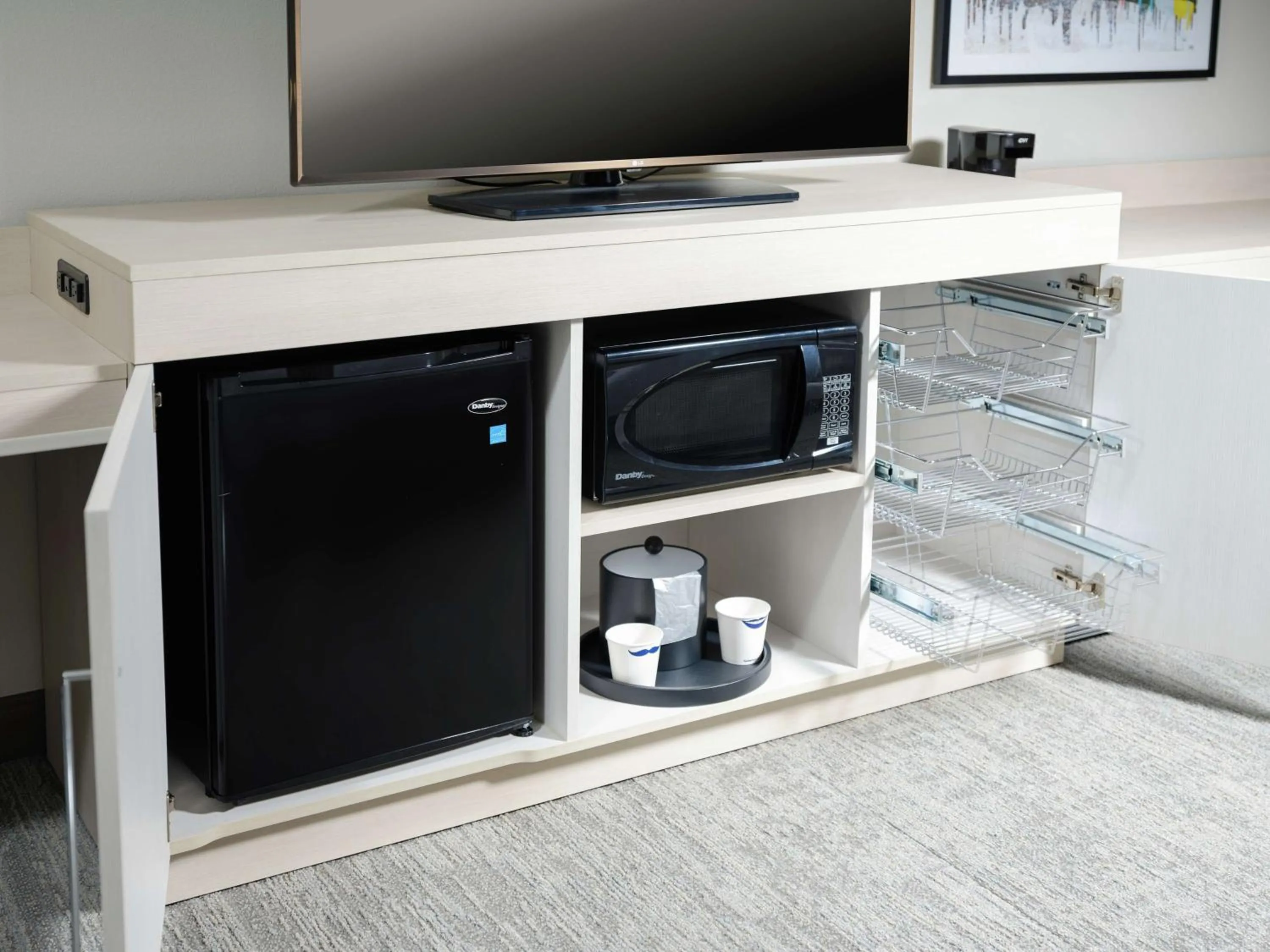 Photo of the whole room in Hampton Inn Chattanooga East Ridge