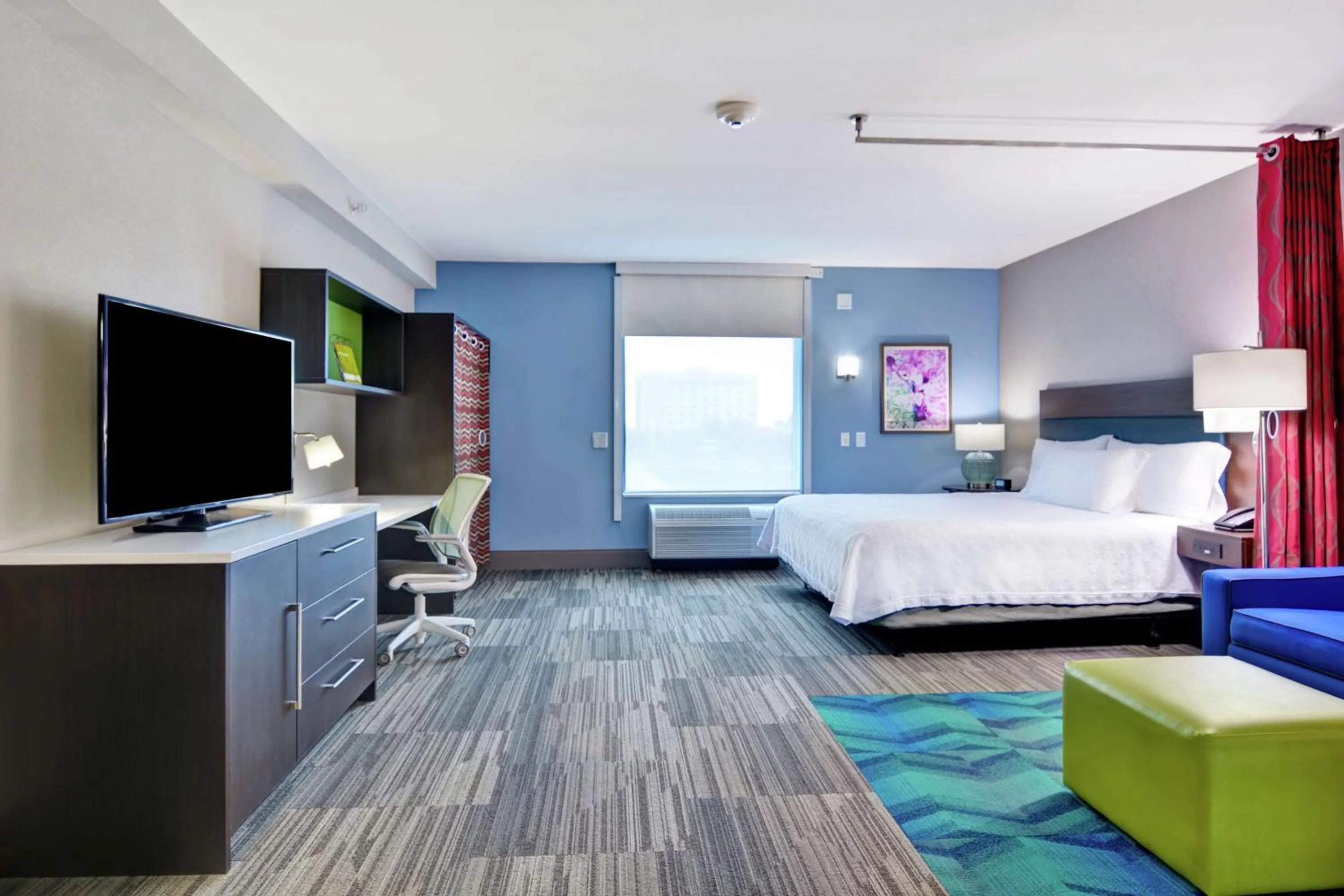 Bedroom, Bed in Home2 Suites By Hilton Springdale