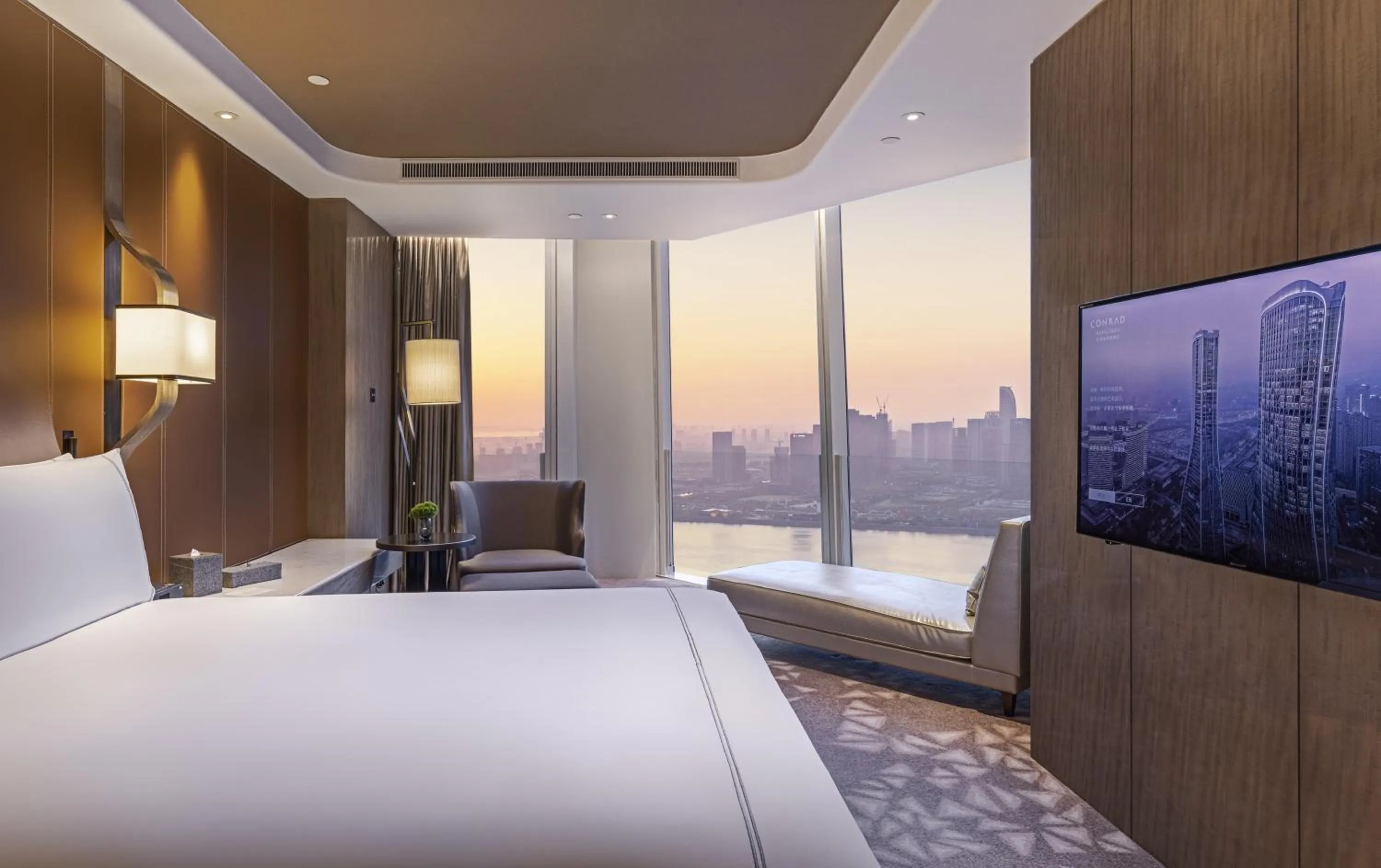 View (from property/room), Bed in Conrad Hangzhou