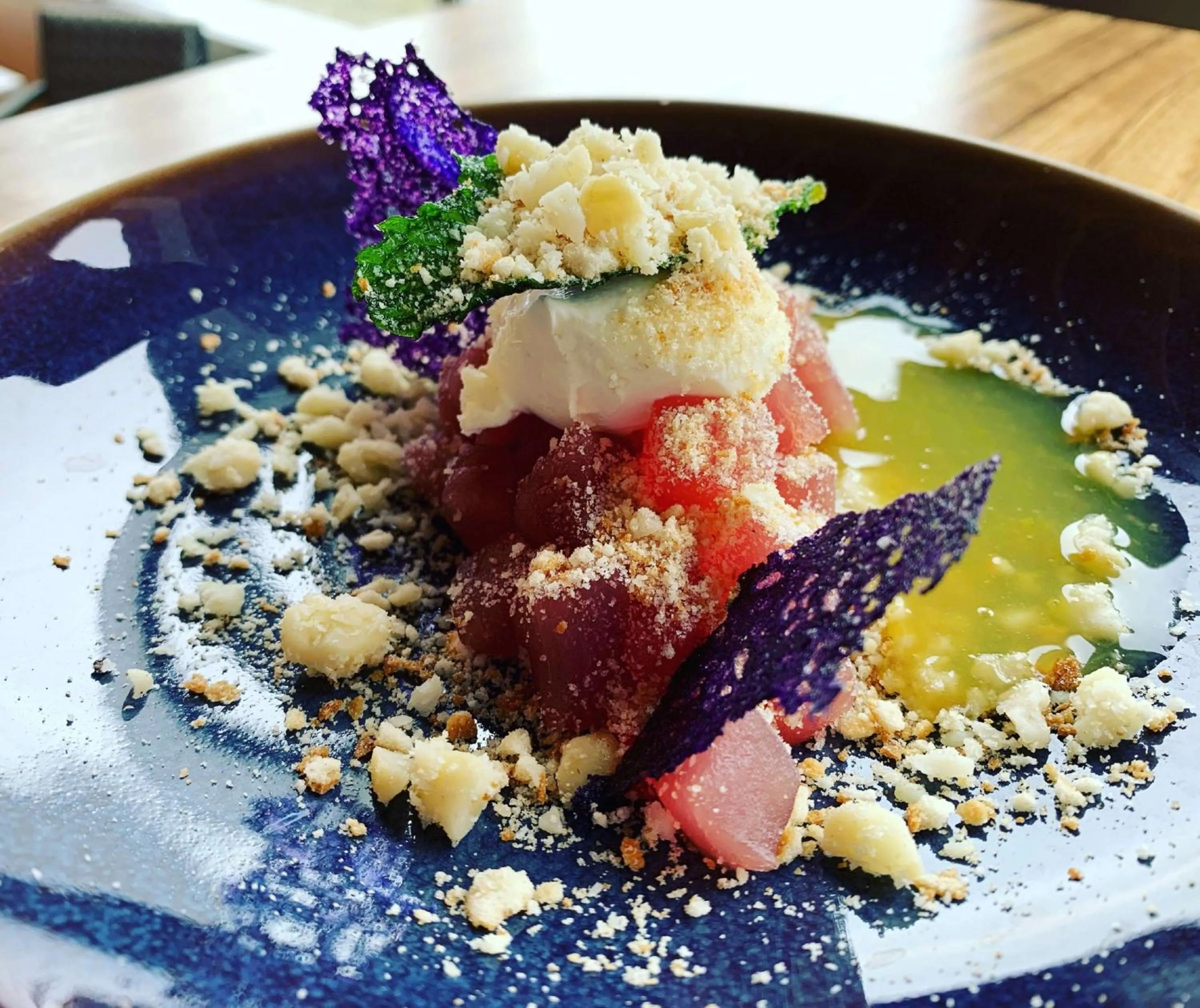 Dining area in The Rose Chicago, Tapestry Collection By Hilton